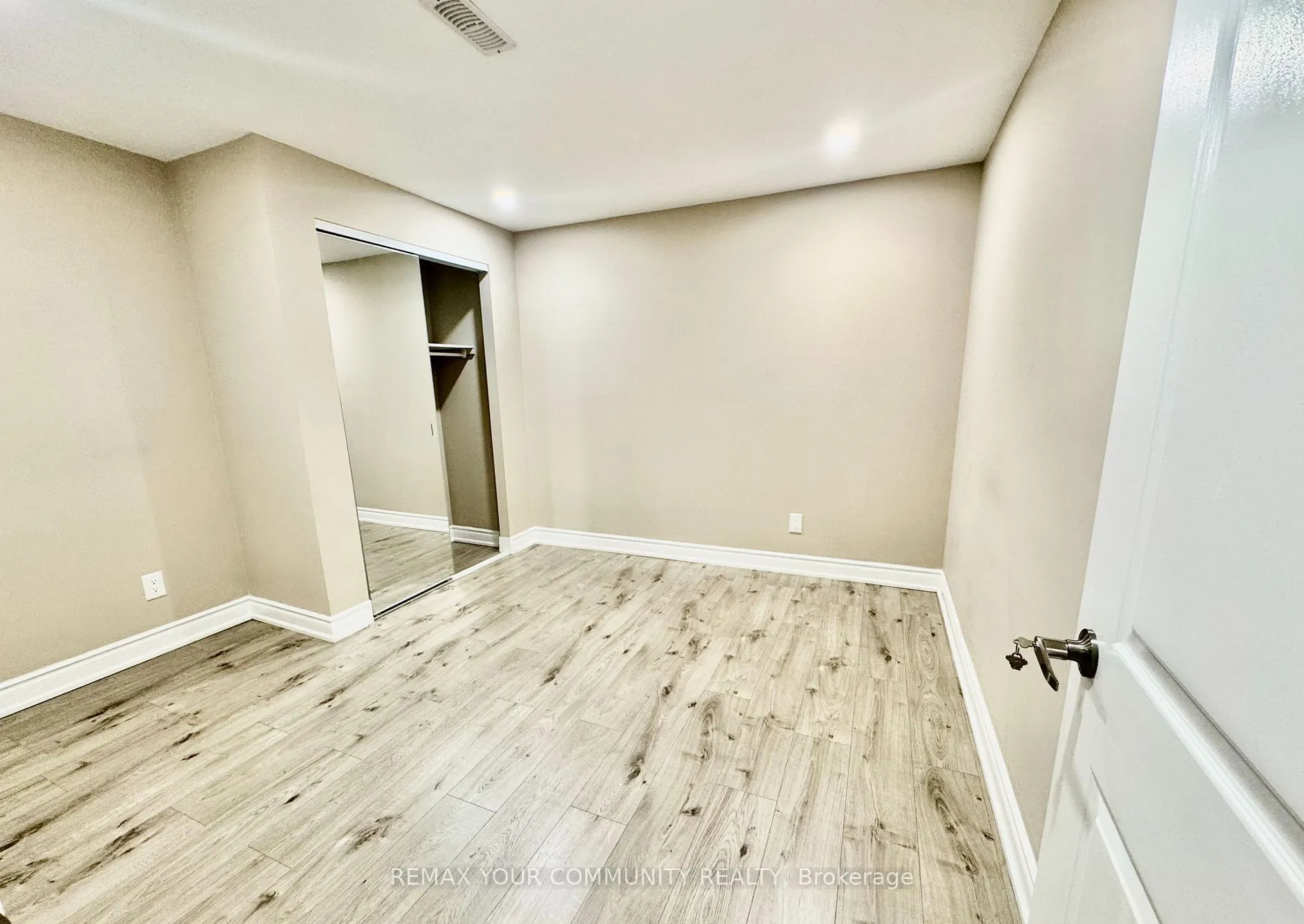 51 Murray Leonard Lane #(Basement Apartment)