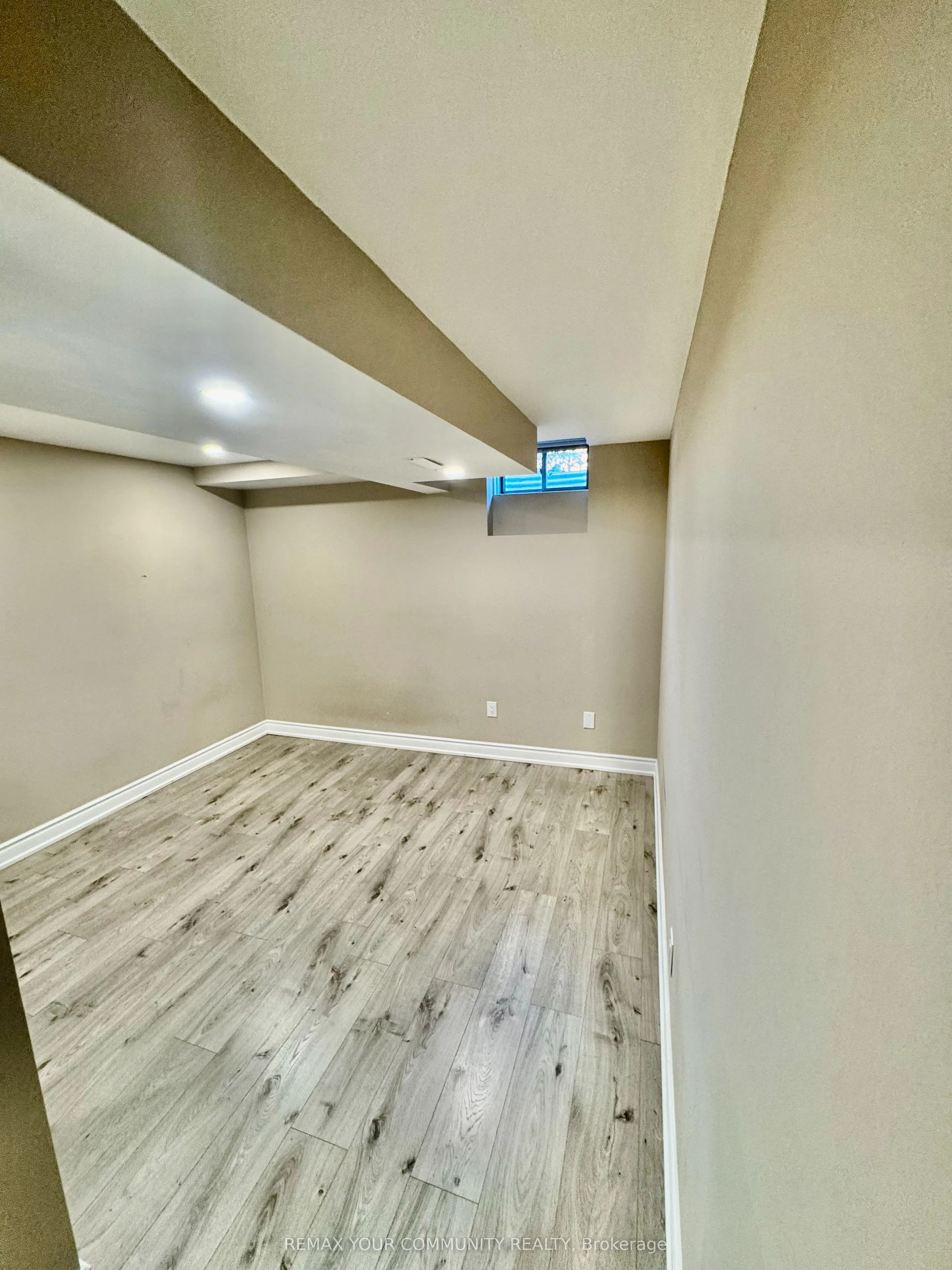 51 Murray Leonard Lane #(Basement Apartment)