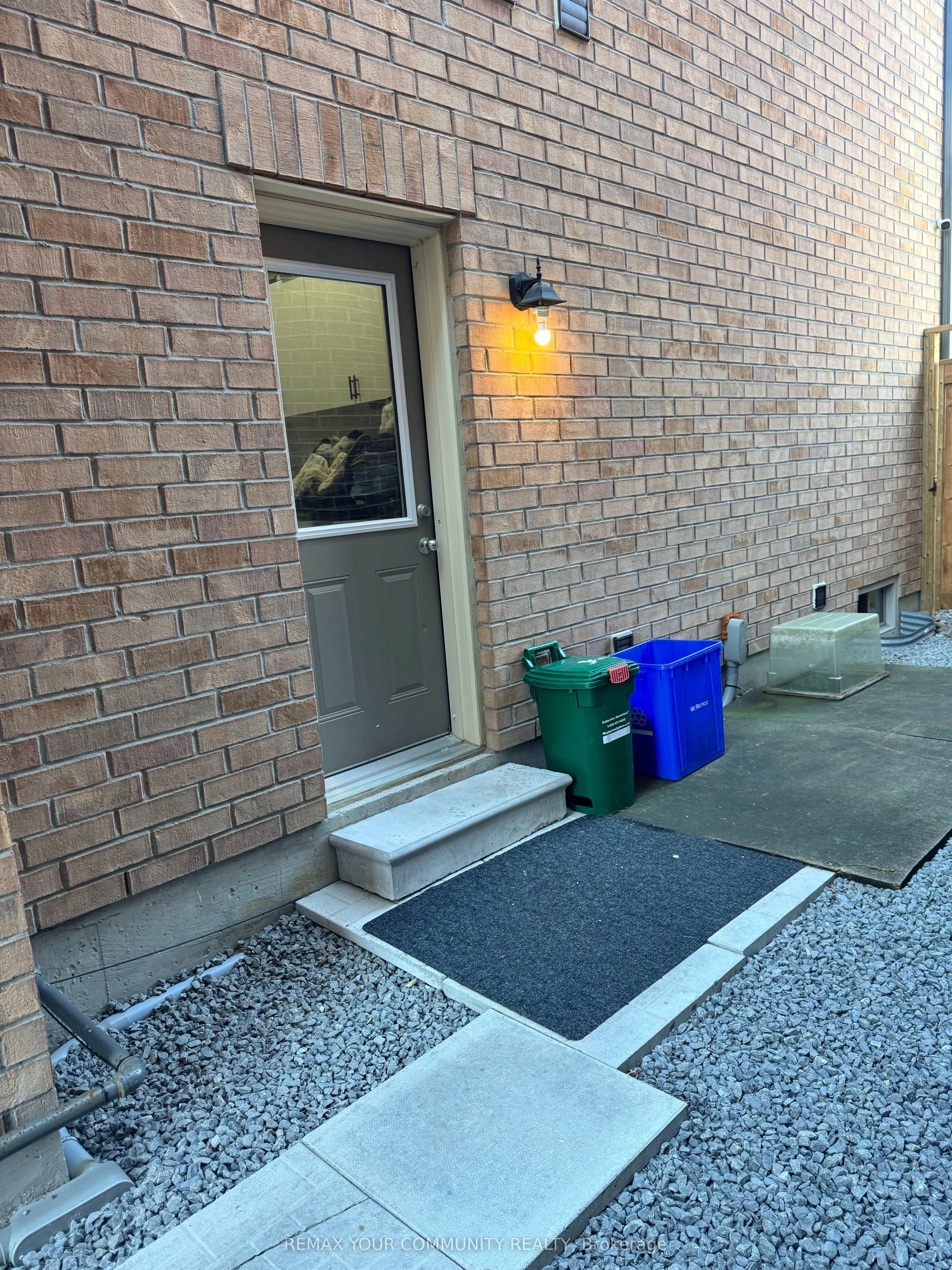51 Murray Leonard Lane #(Basement Apartment)