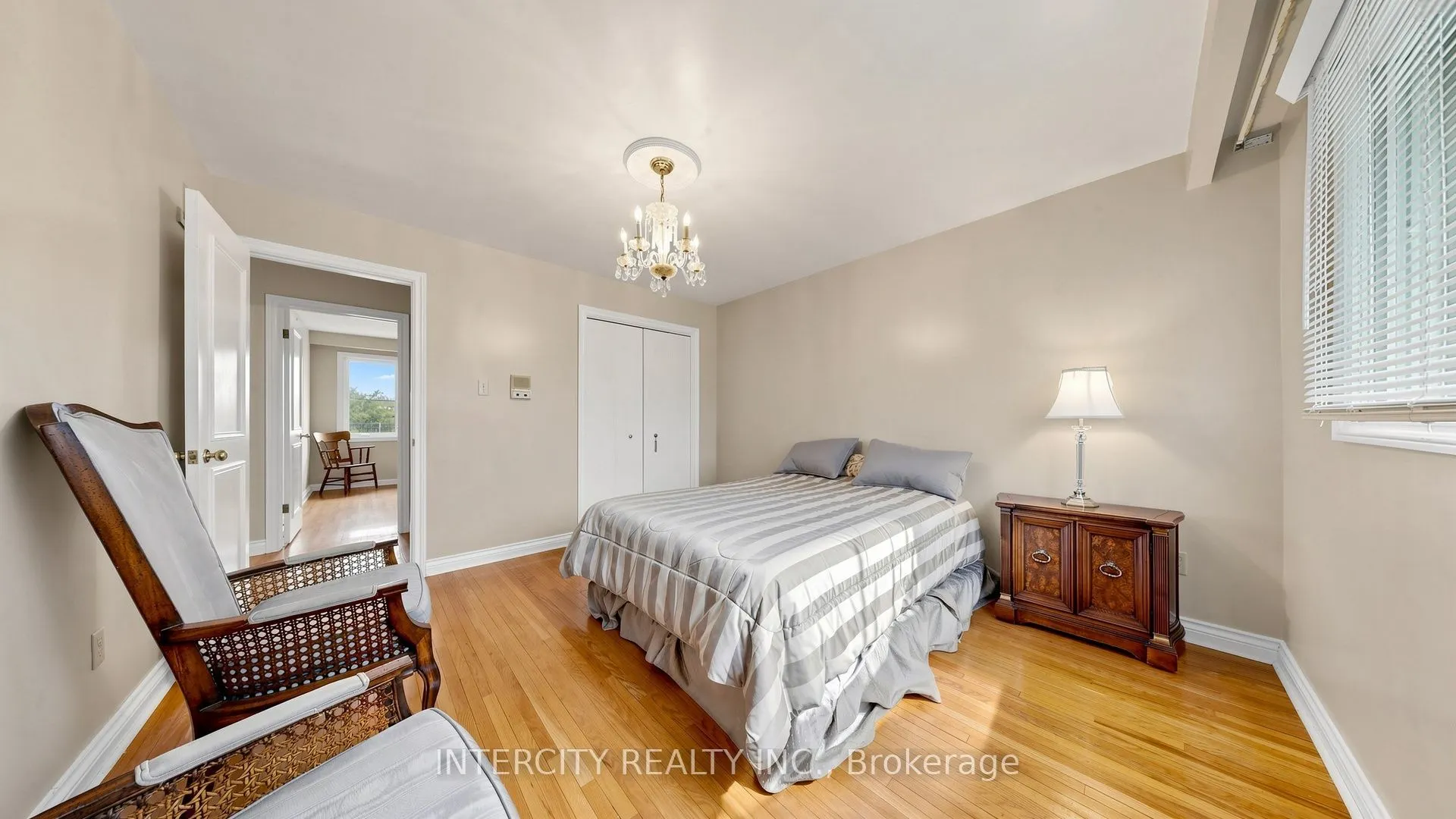 76 Spruce Avenue