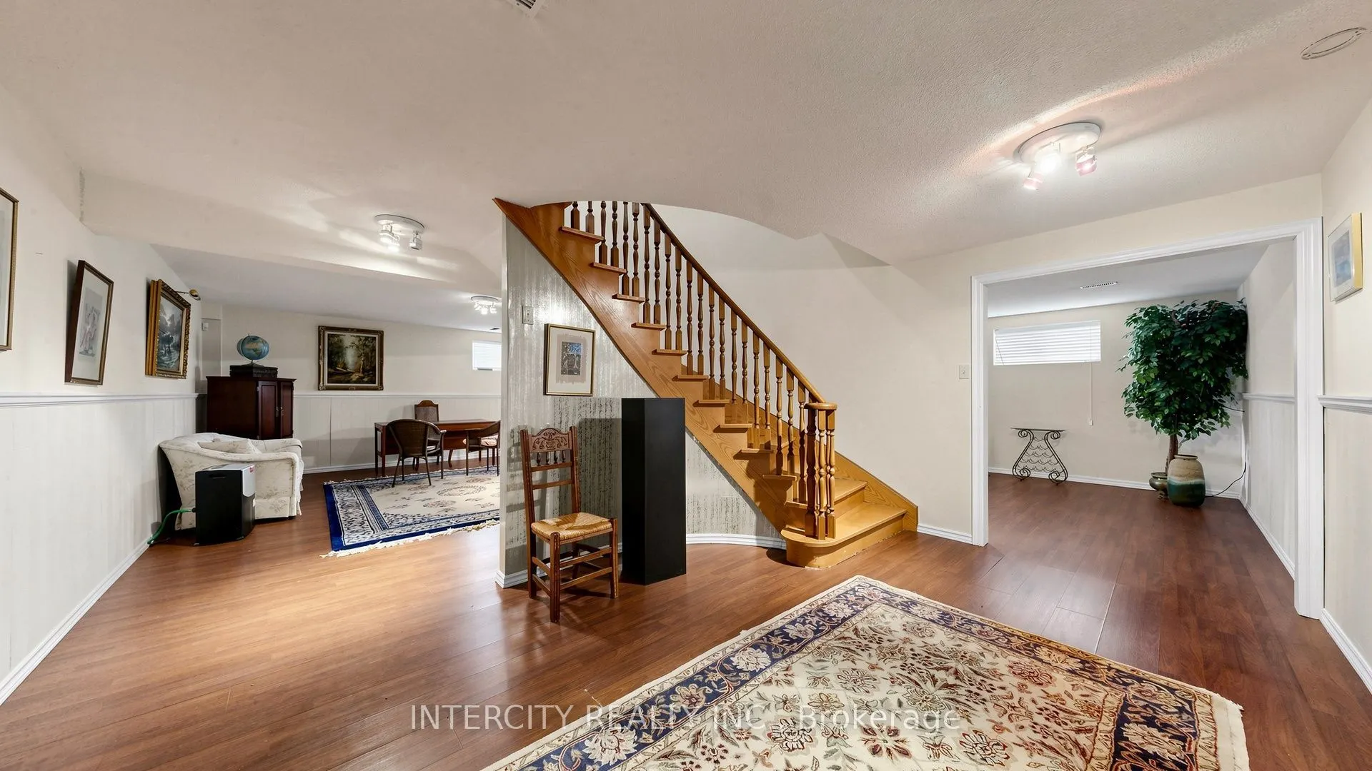 76 Spruce Avenue