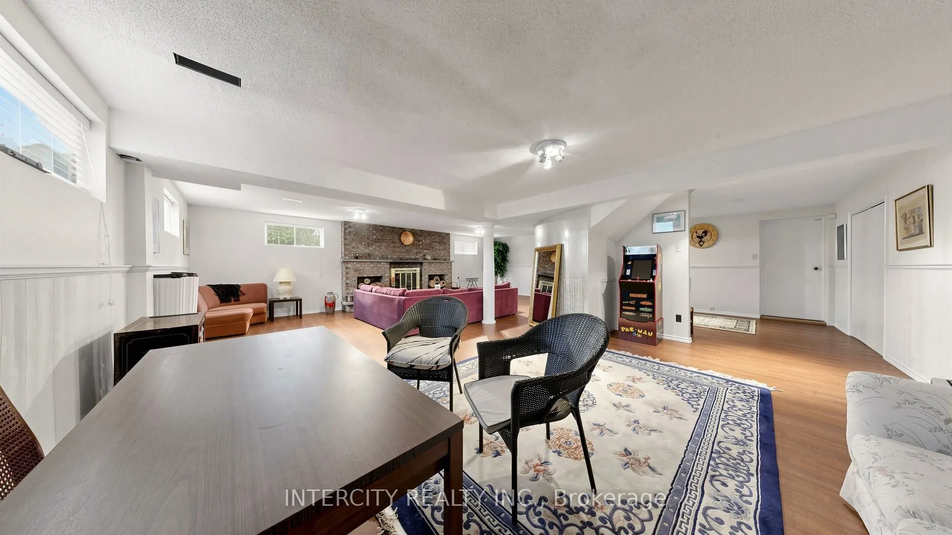 76 Spruce Avenue