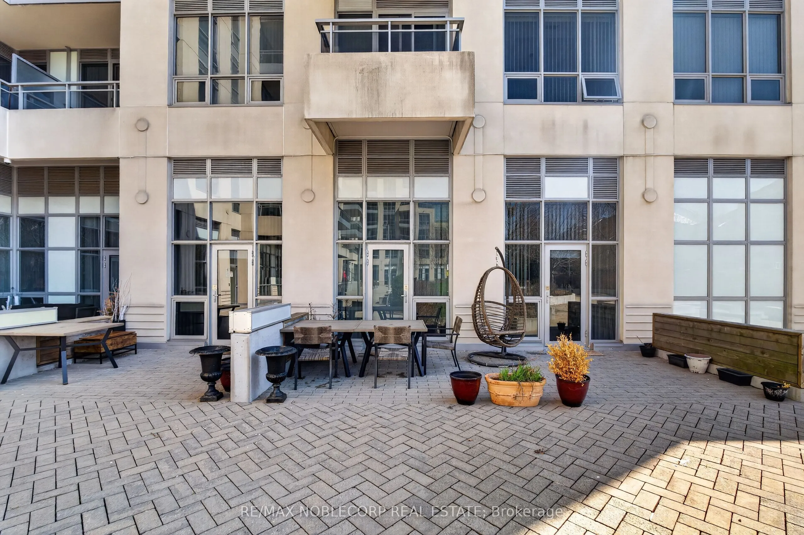 9191 Yonge Street #206SW