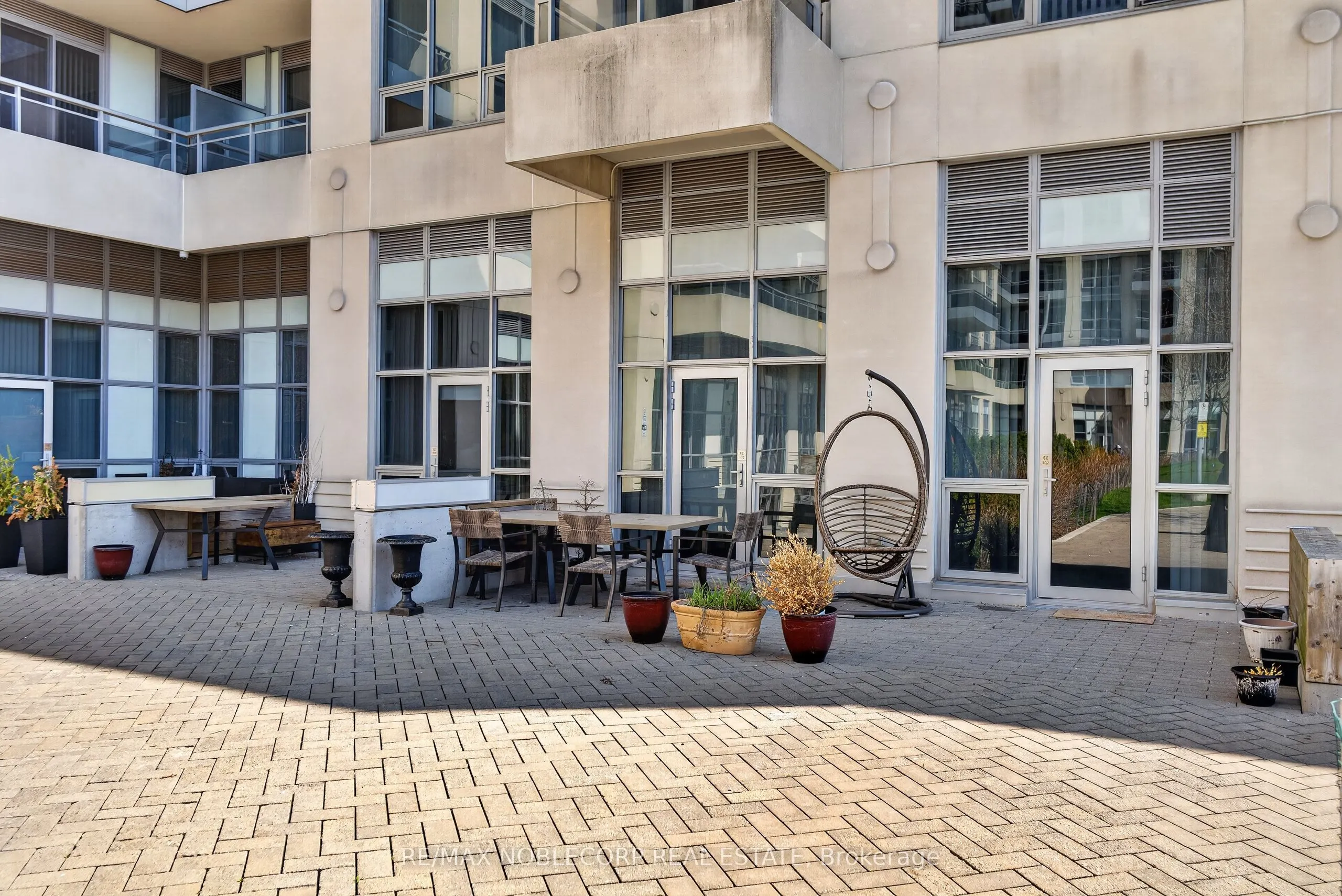 9191 Yonge Street #206SW