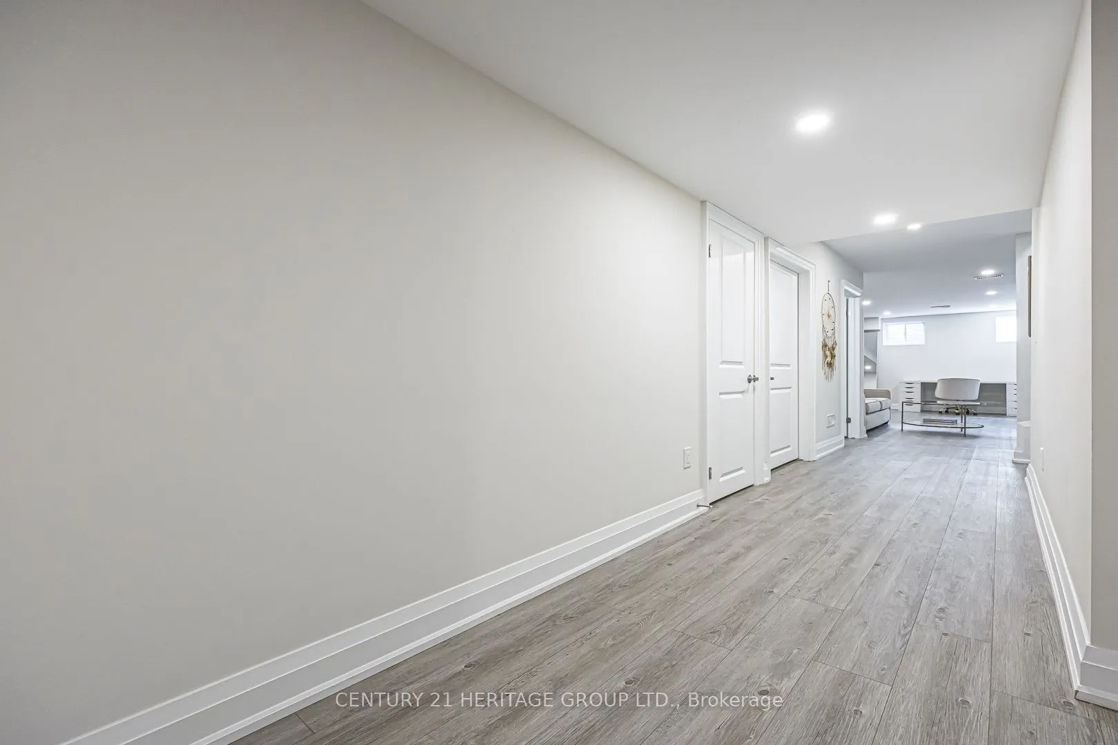 27 Lowther Avenue