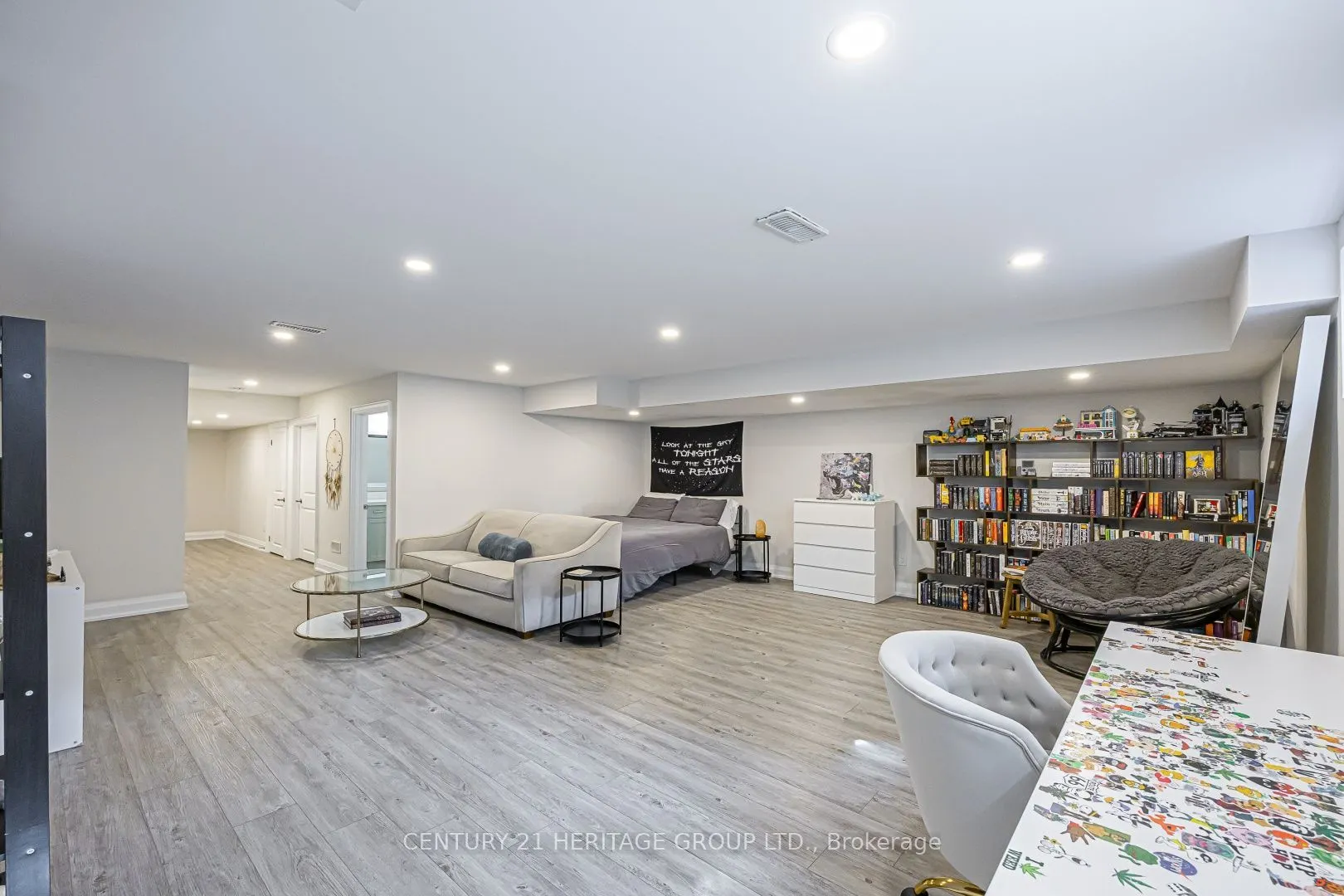 27 Lowther Avenue