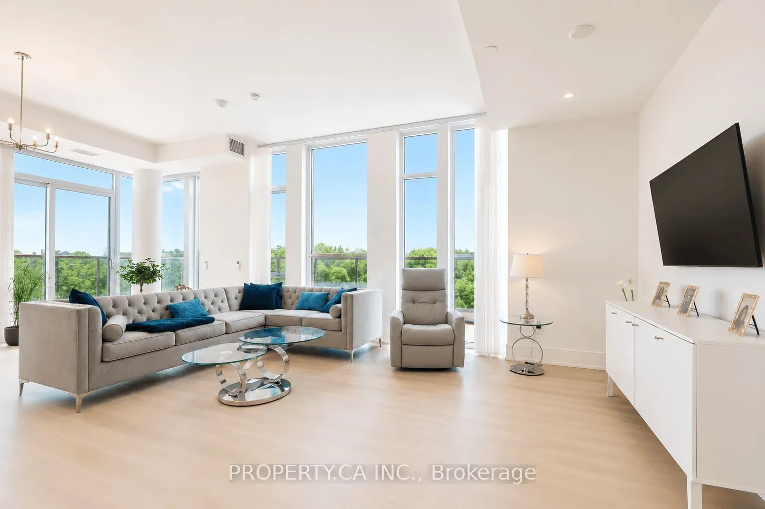 399 Royal Orchard Boulevard #422