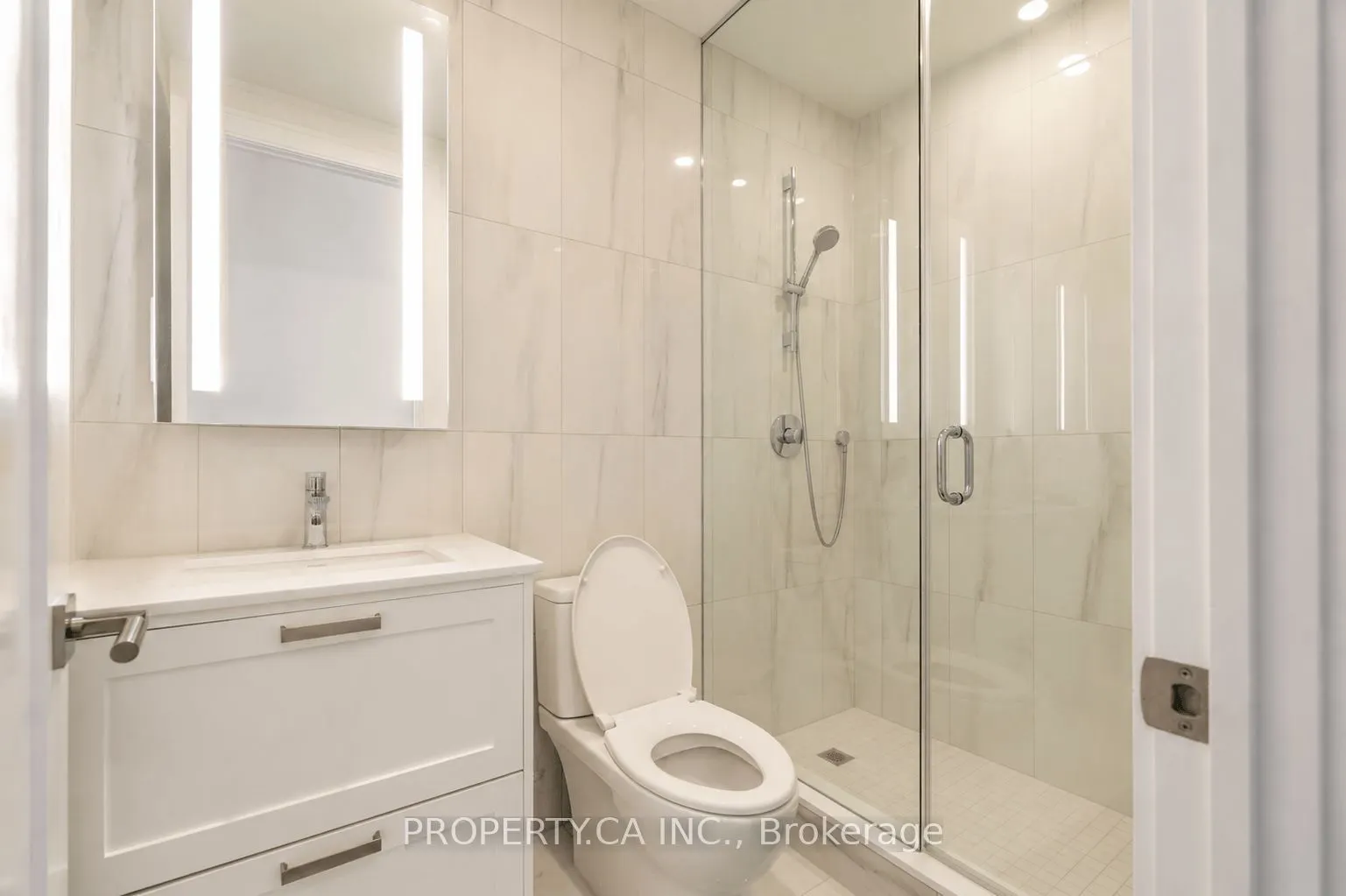 399 Royal Orchard Boulevard #422