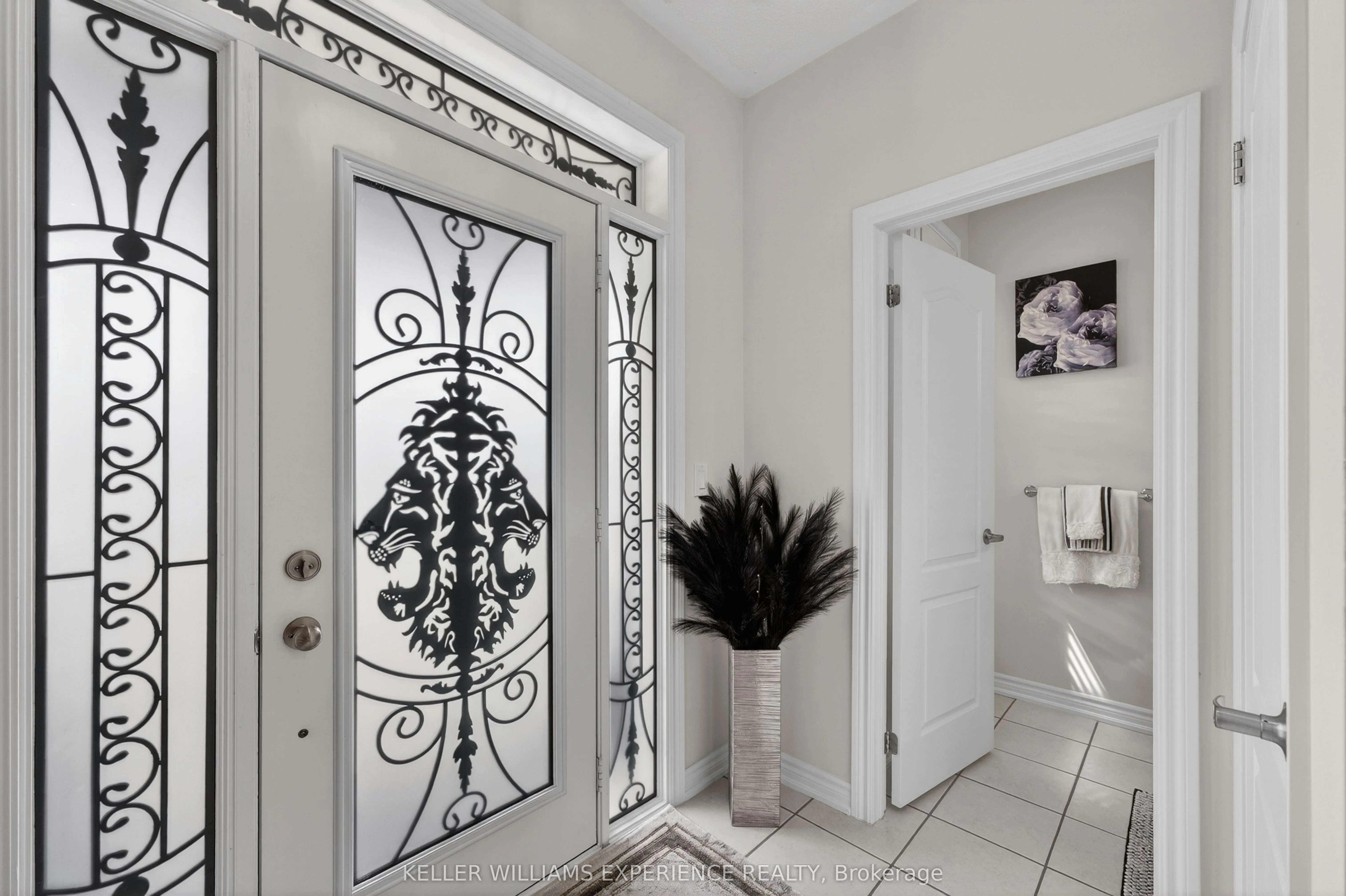 105 DECAROLIS Crescent