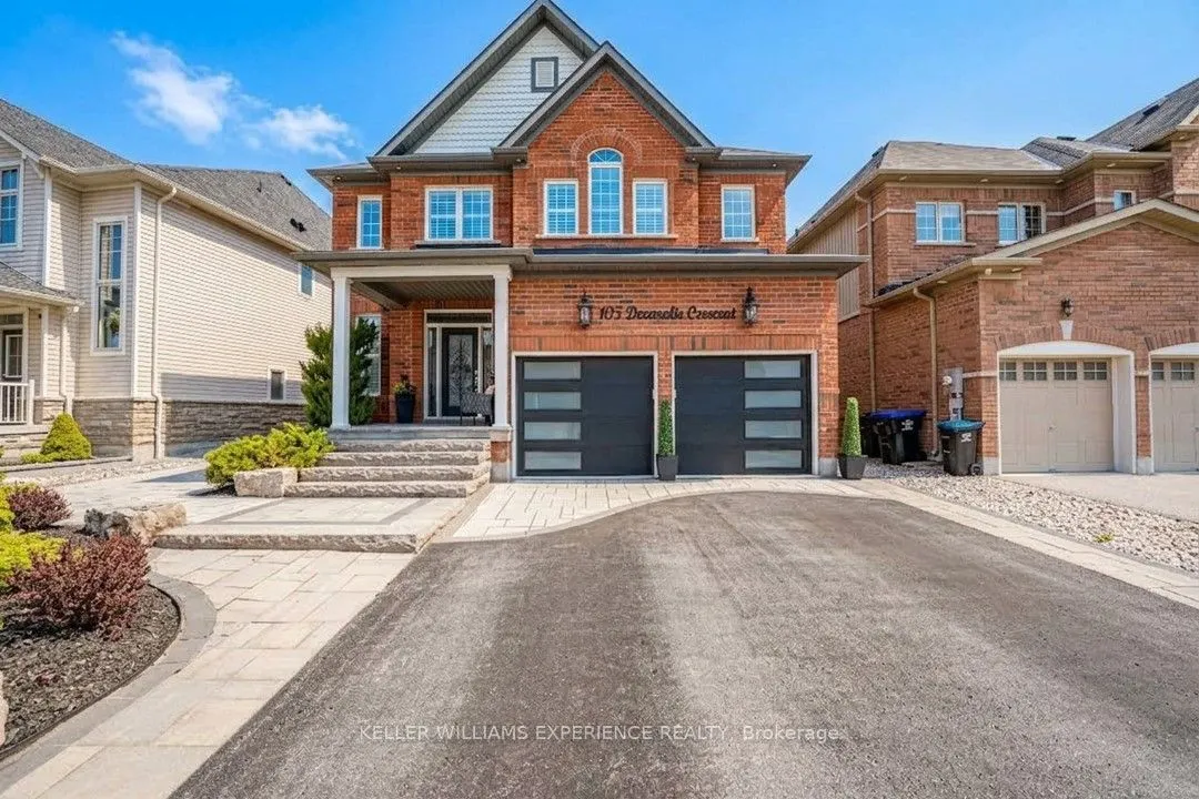 105 DECAROLIS Crescent