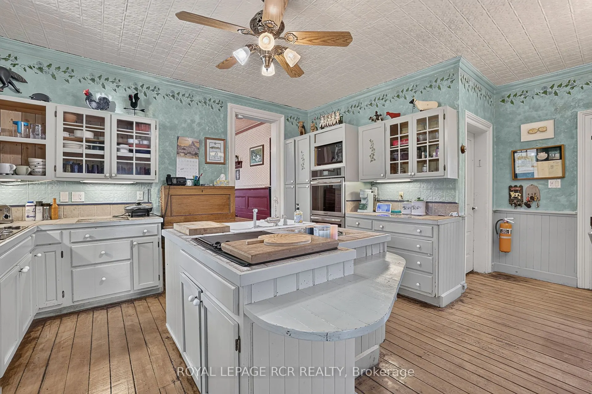 233 Wagg Road