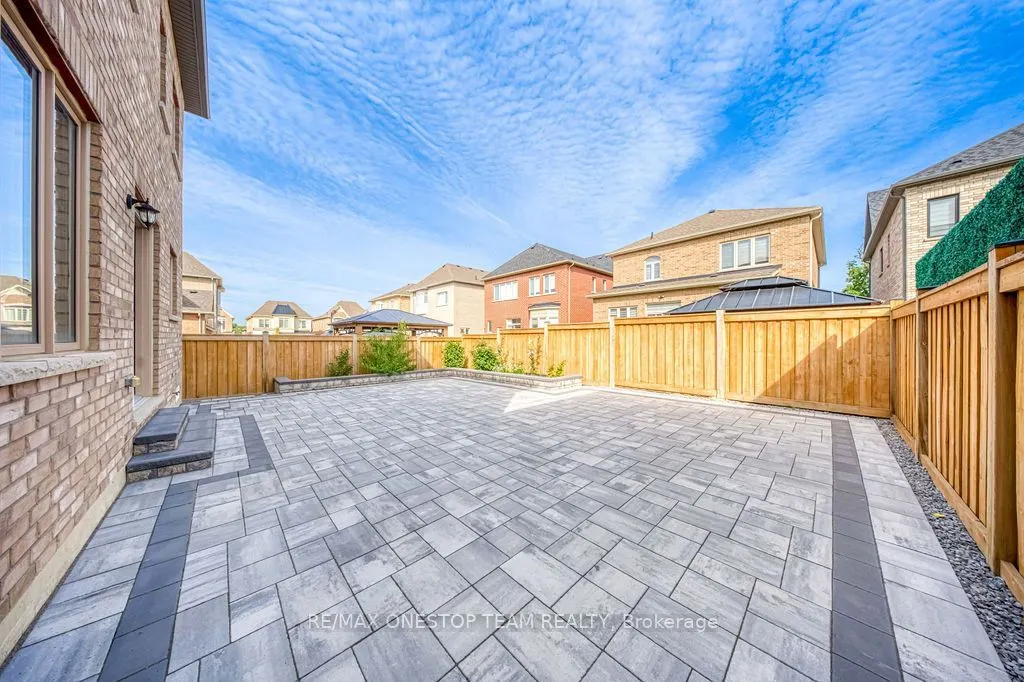 70 Madoc Place