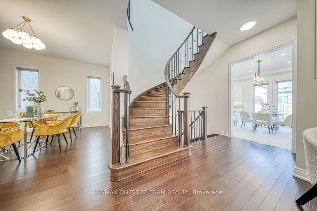 70 Madoc Place