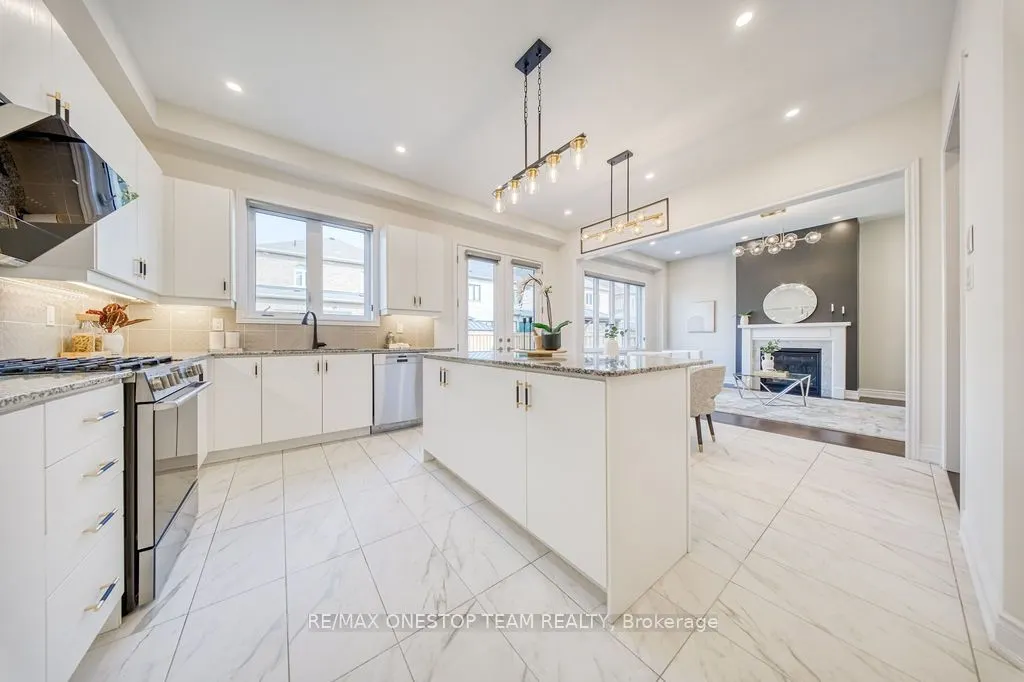 70 Madoc Place