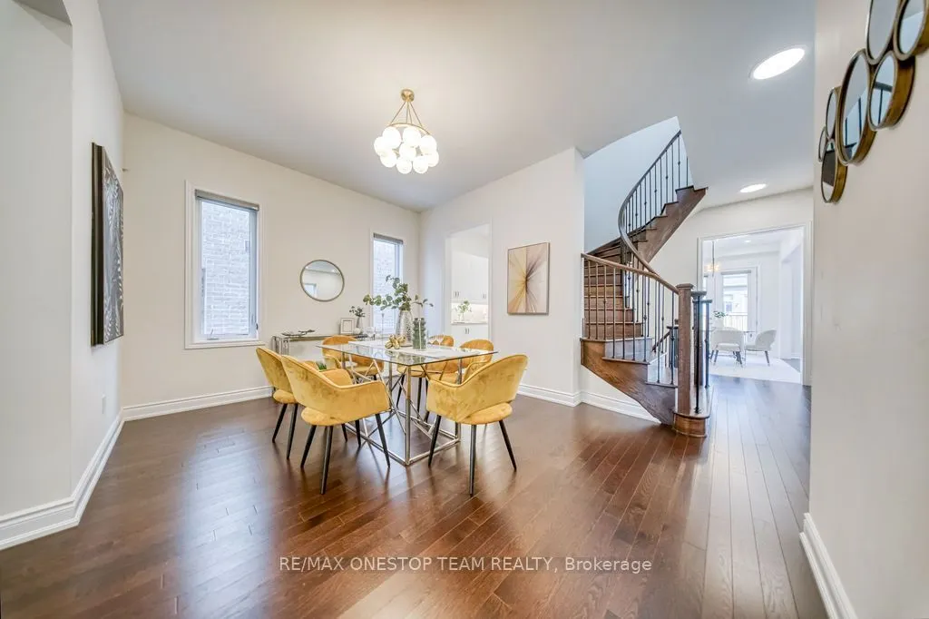 70 Madoc Place