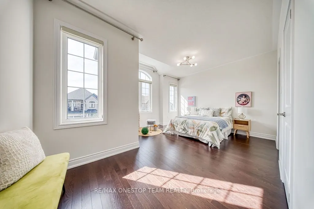70 Madoc Place