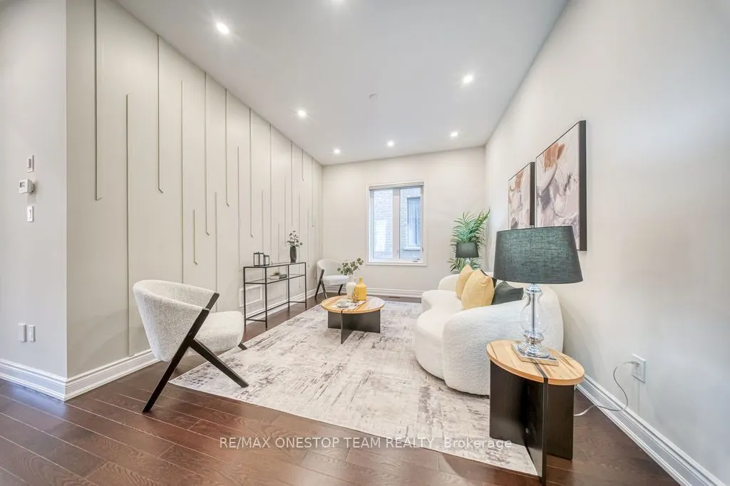 70 Madoc Place