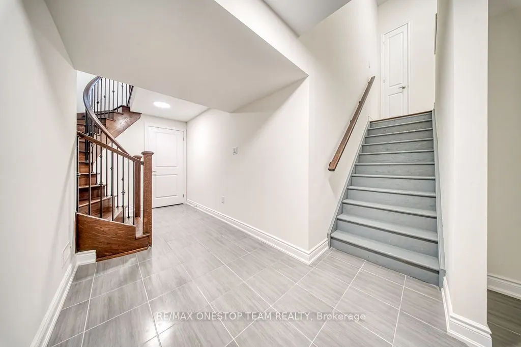 70 Madoc Place