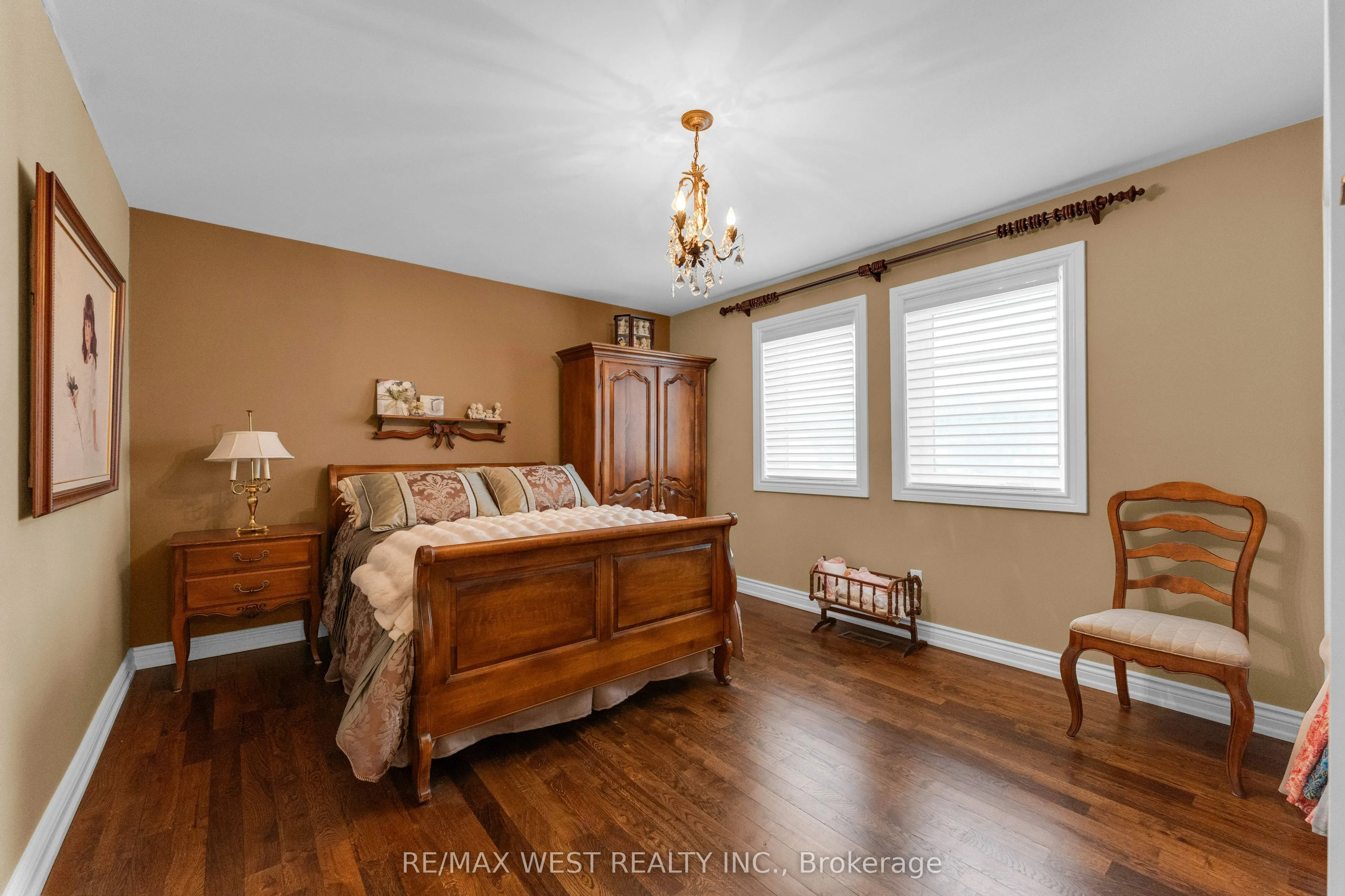 93 Fern Valley Crescent