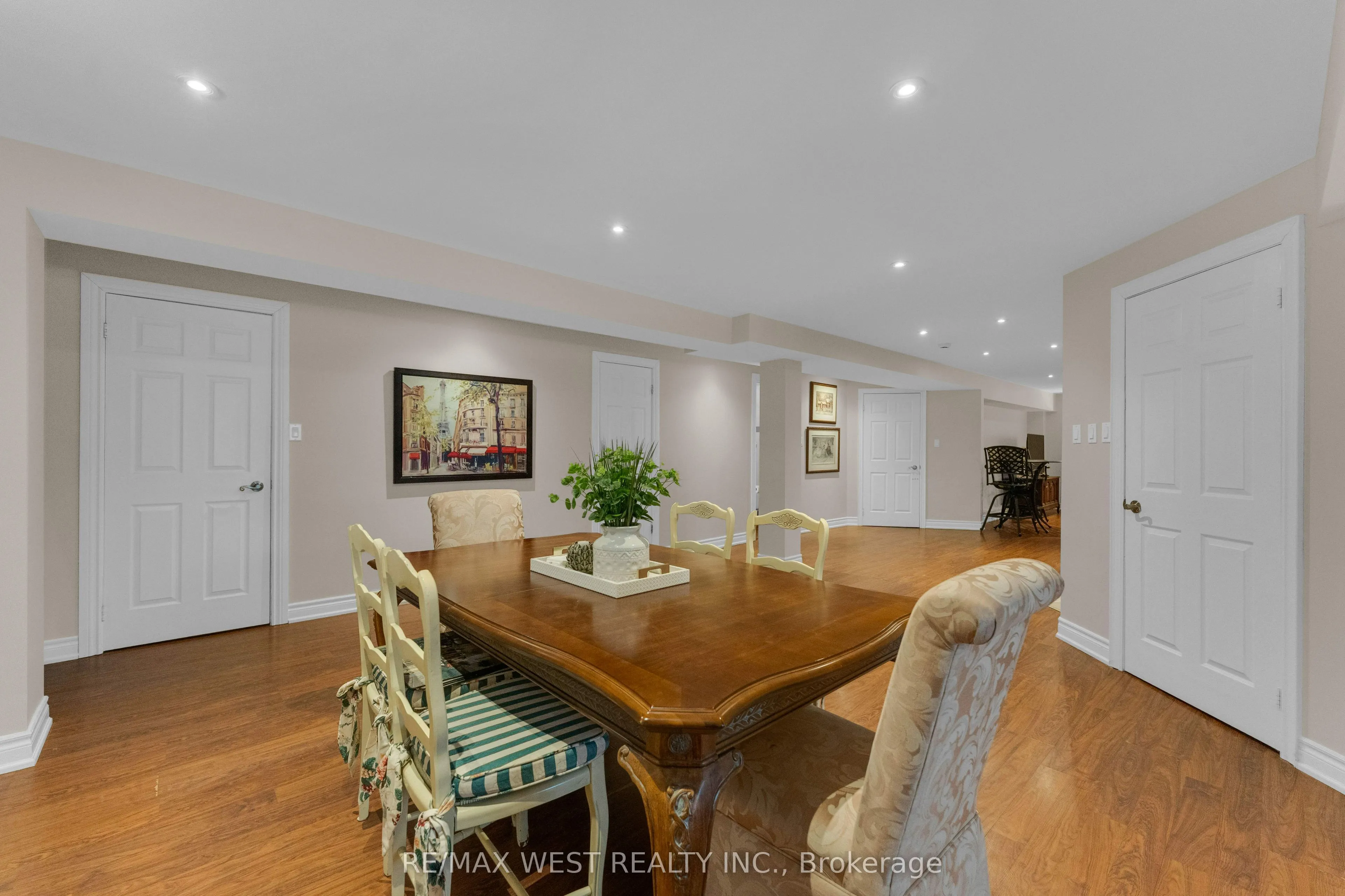 93 Fern Valley Crescent