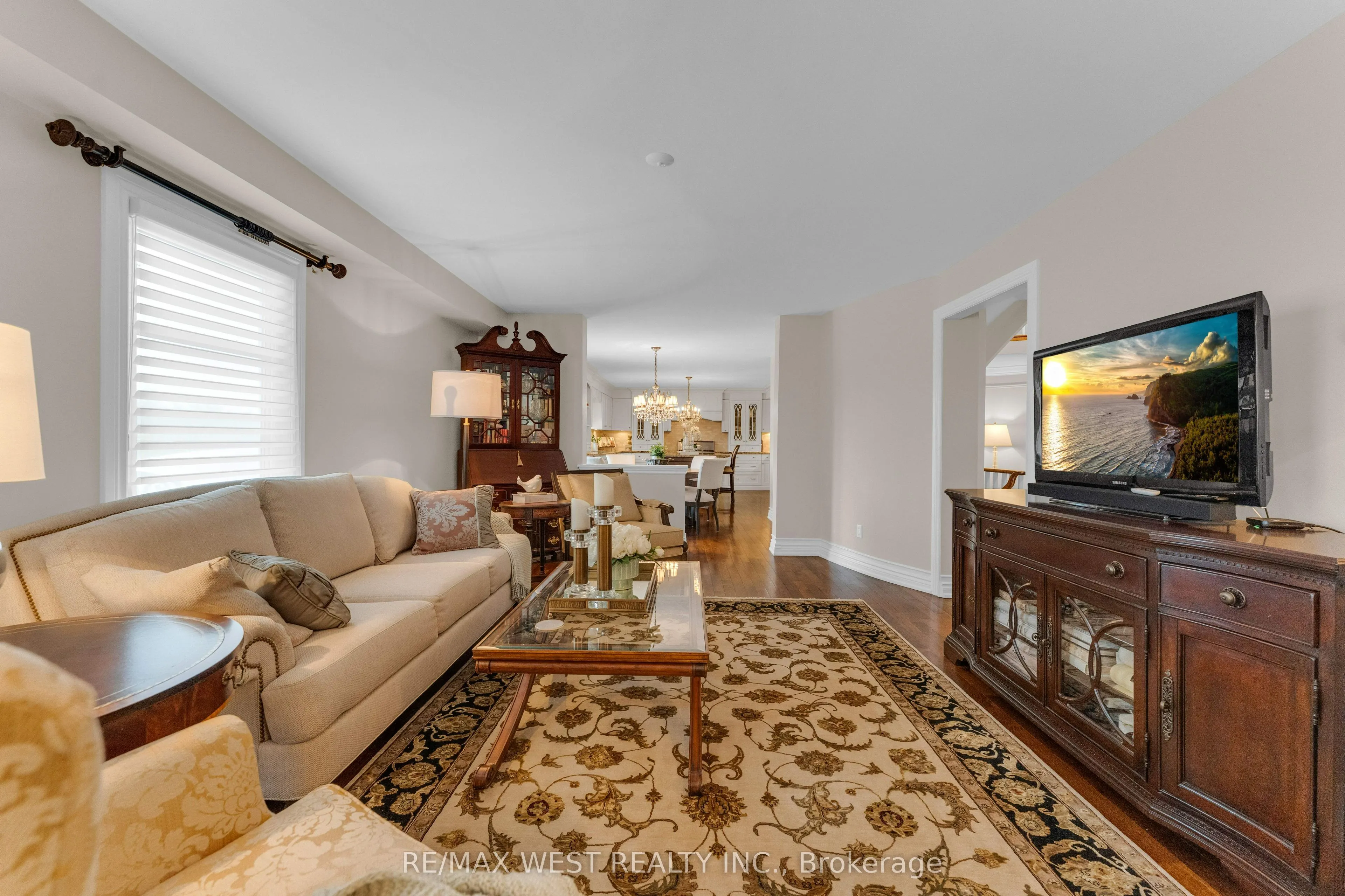 93 Fern Valley Crescent