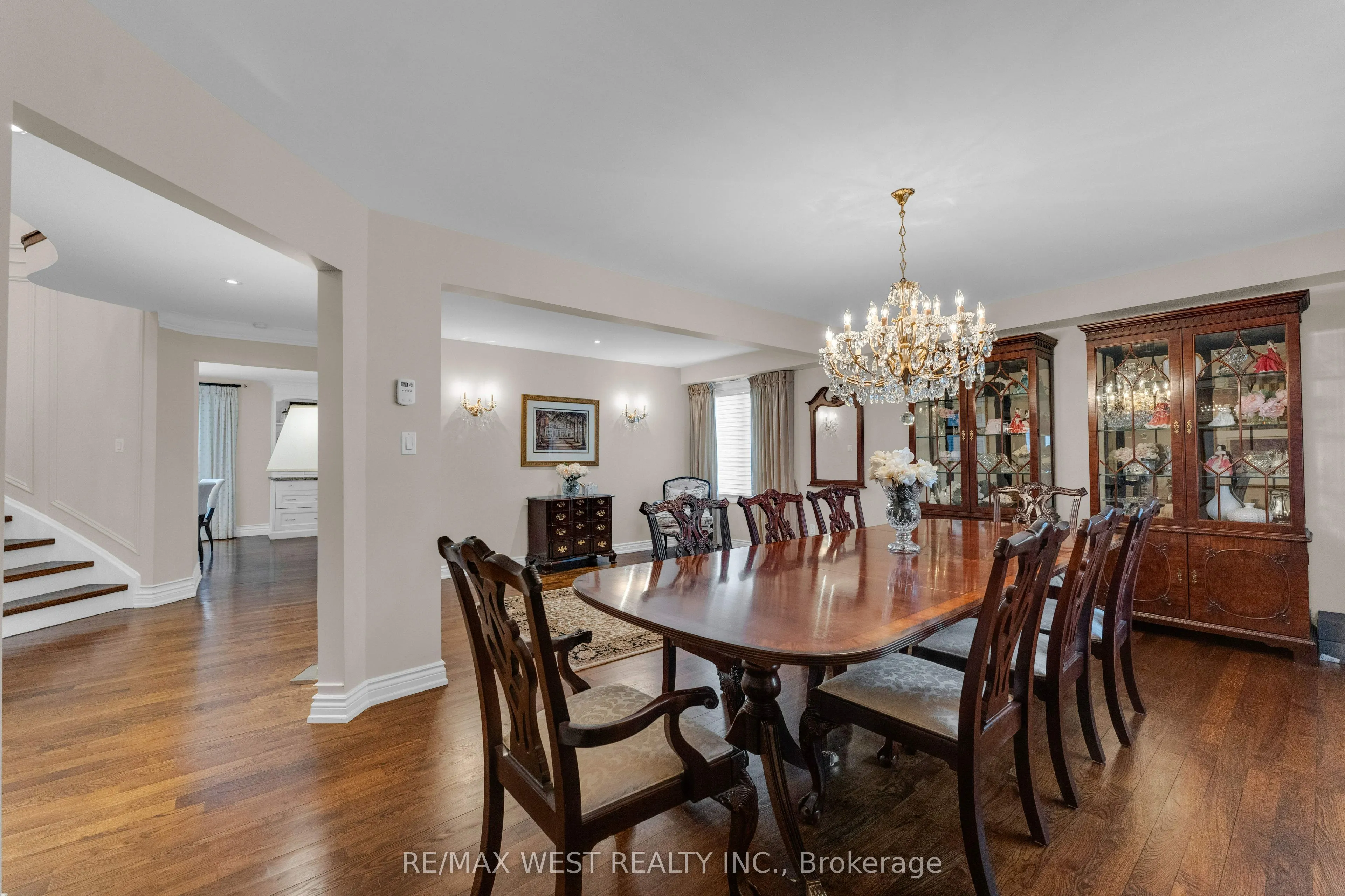 93 Fern Valley Crescent