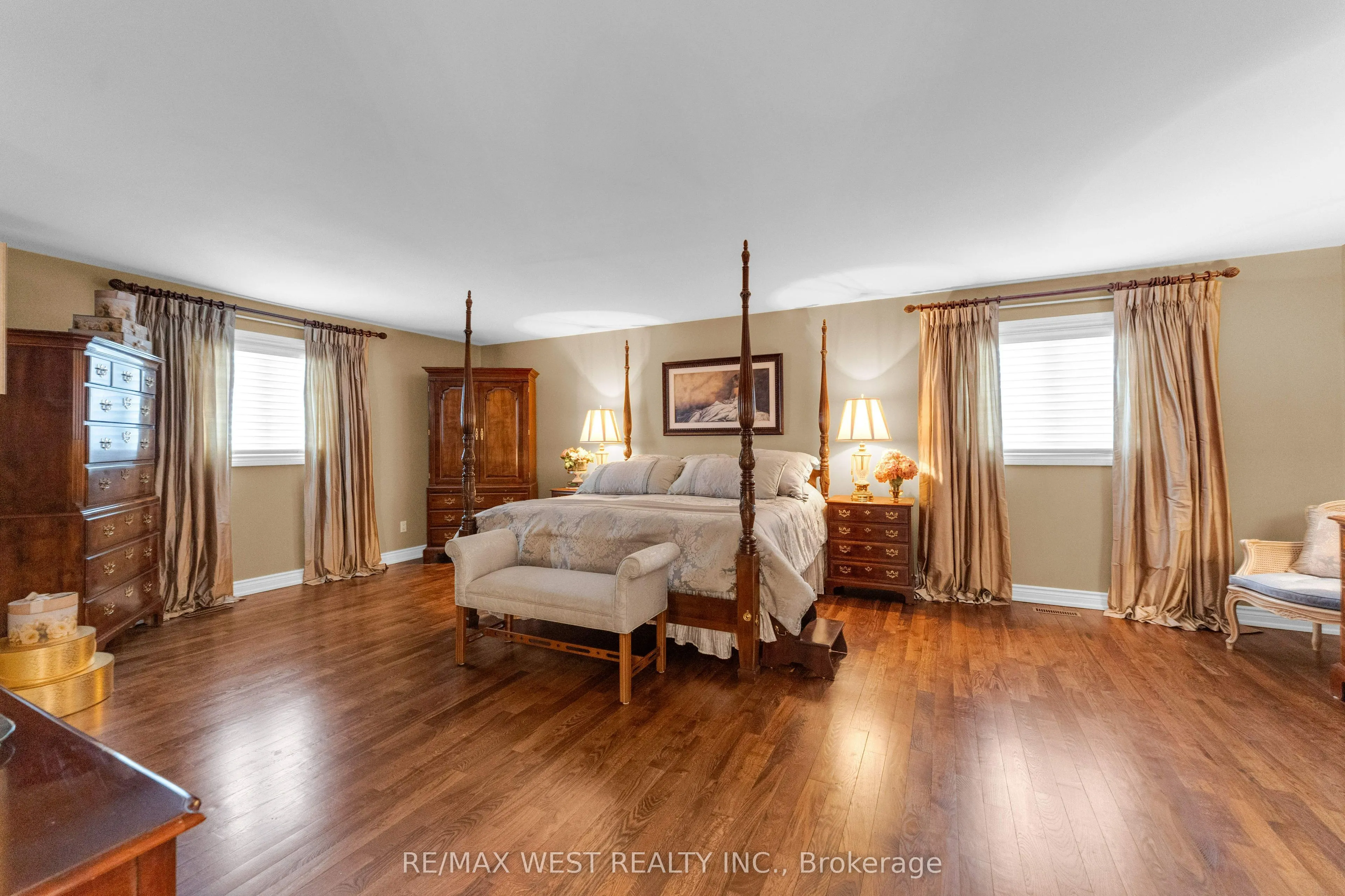 93 Fern Valley Crescent