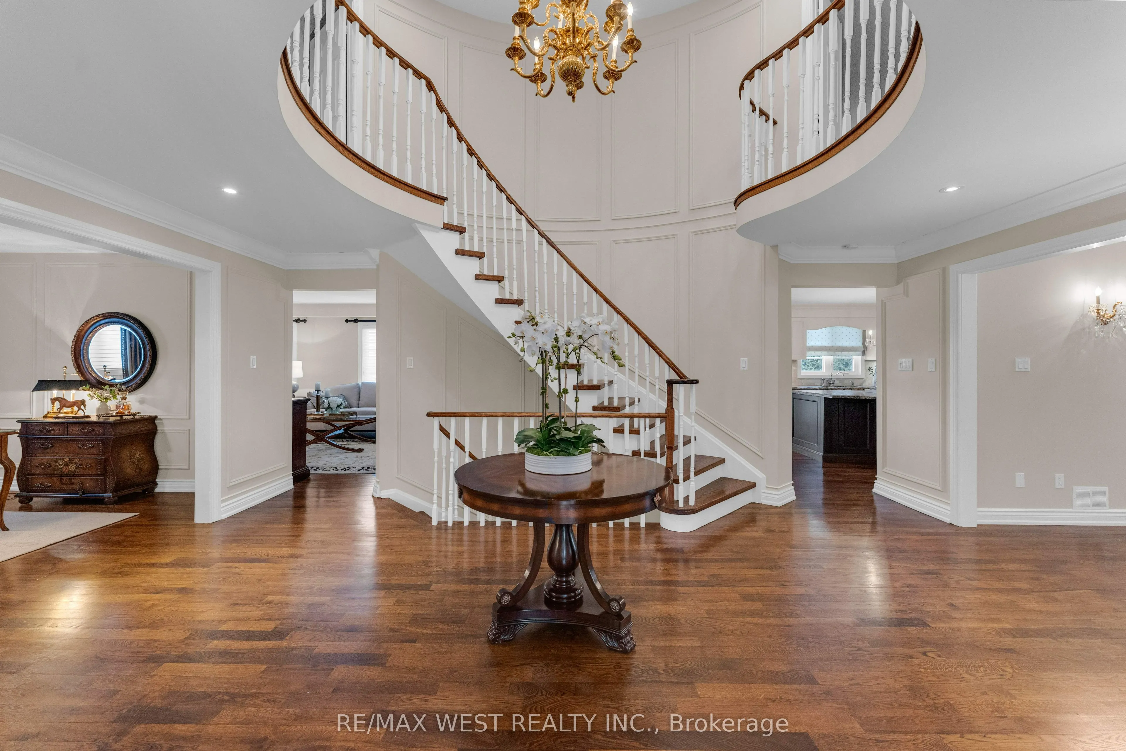 93 Fern Valley Crescent