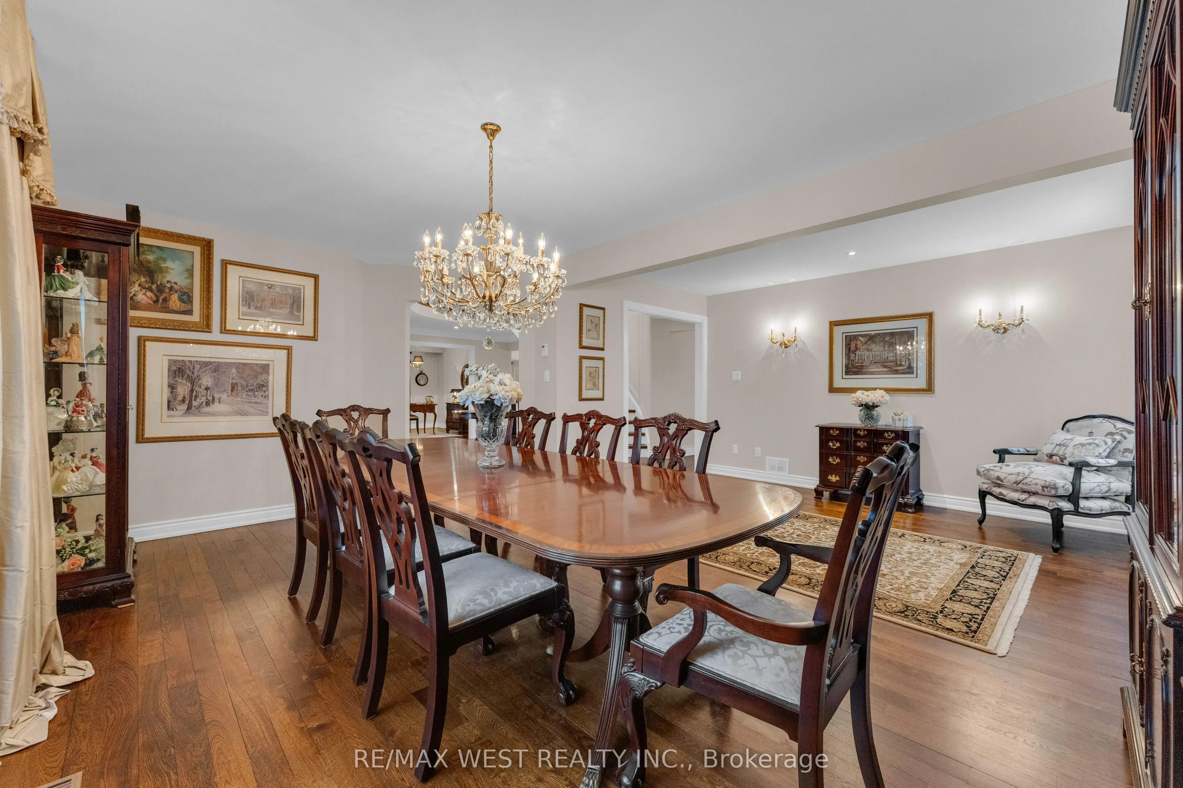 93 Fern Valley Crescent