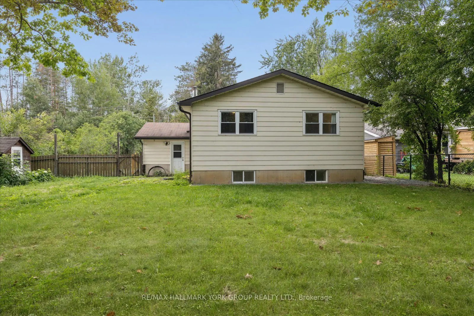 25765 Maple Beach Road