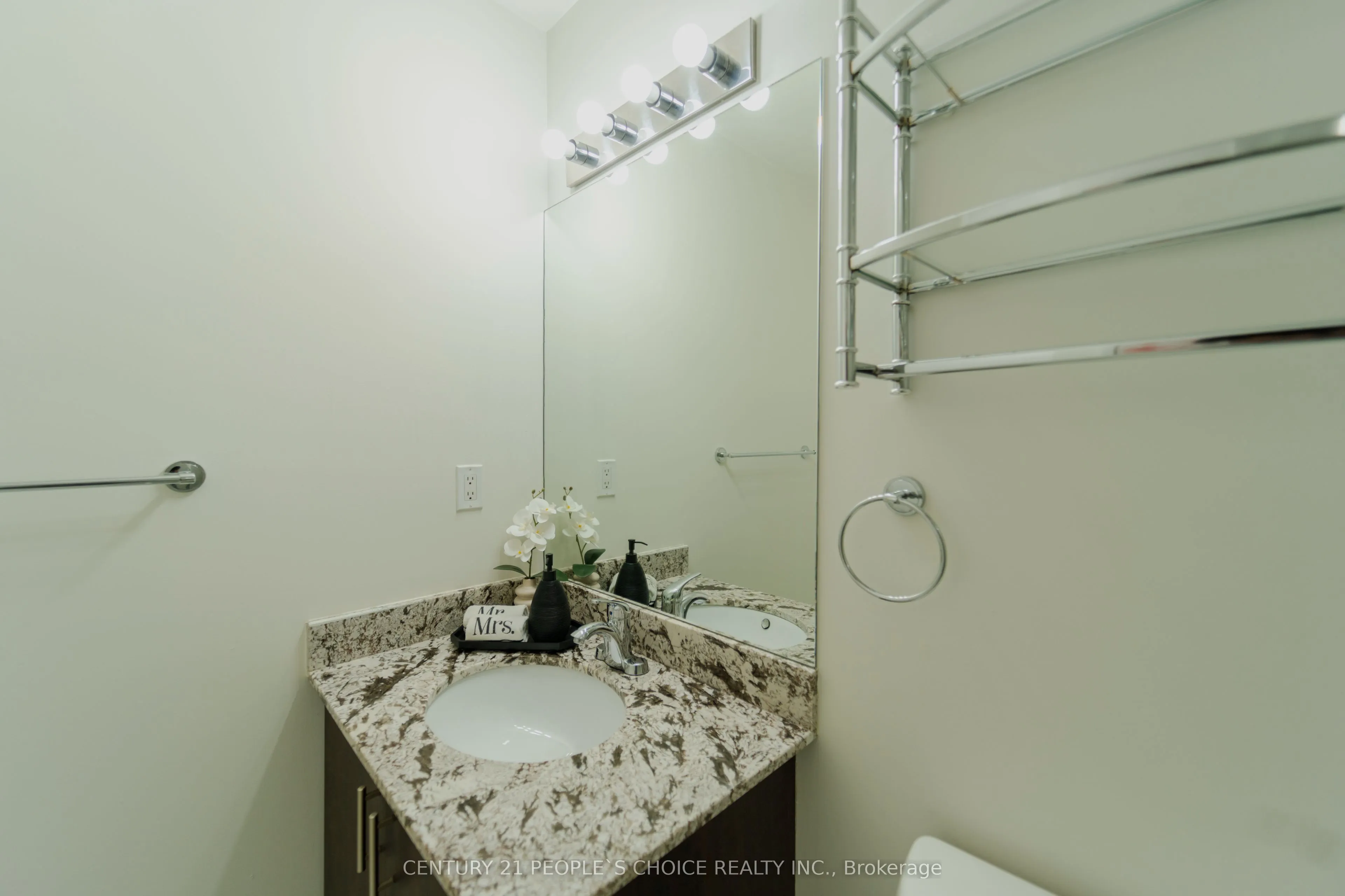 2900 Highway 7 Road #2803