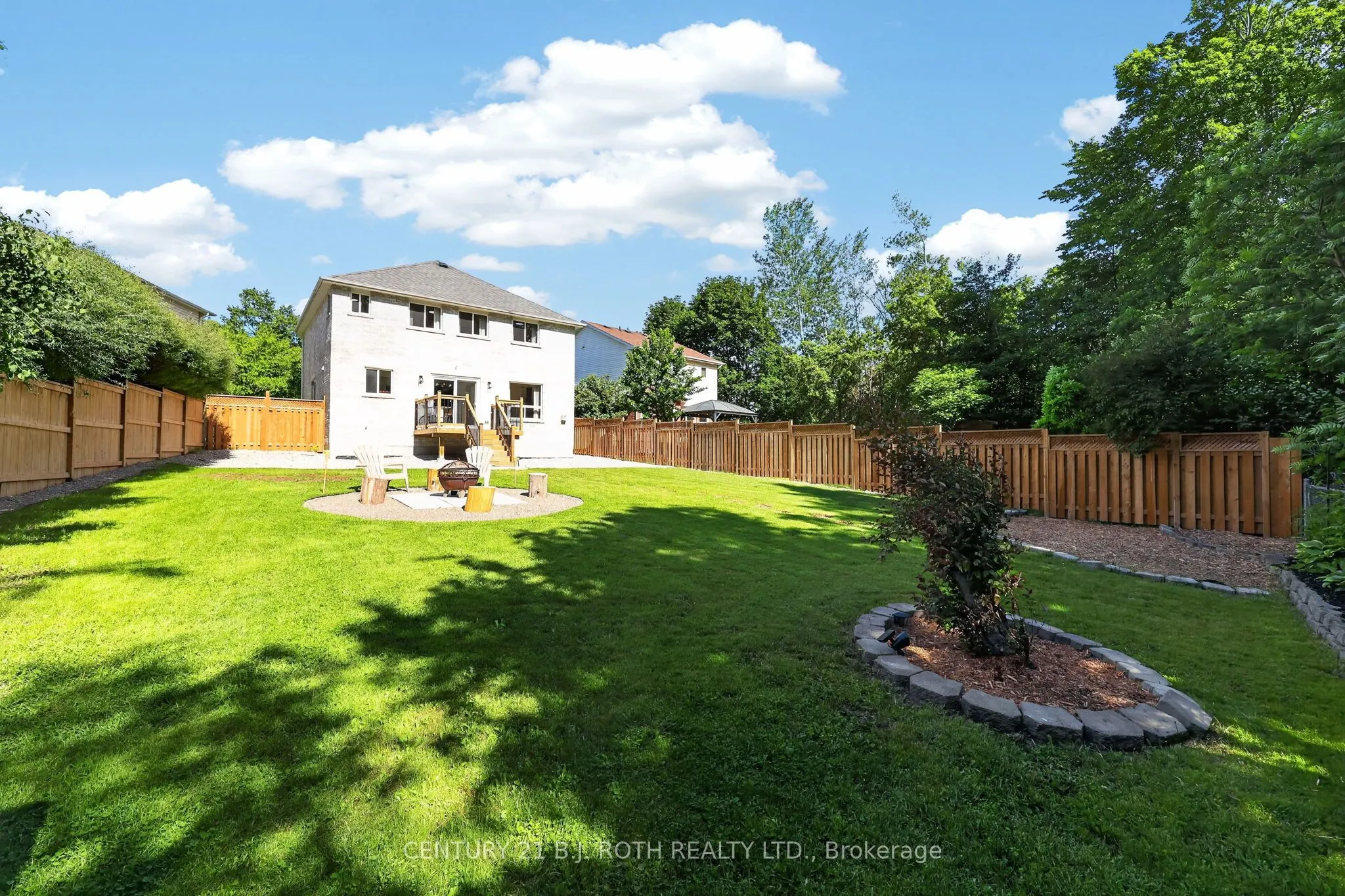 1077 CORRIE Street
