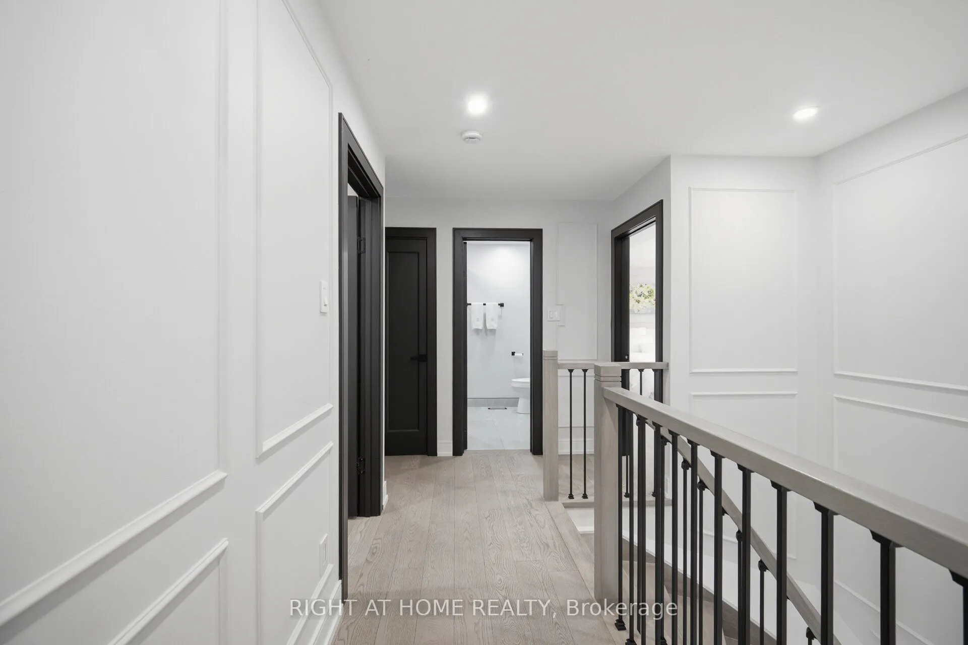 4 Simmons Crescent