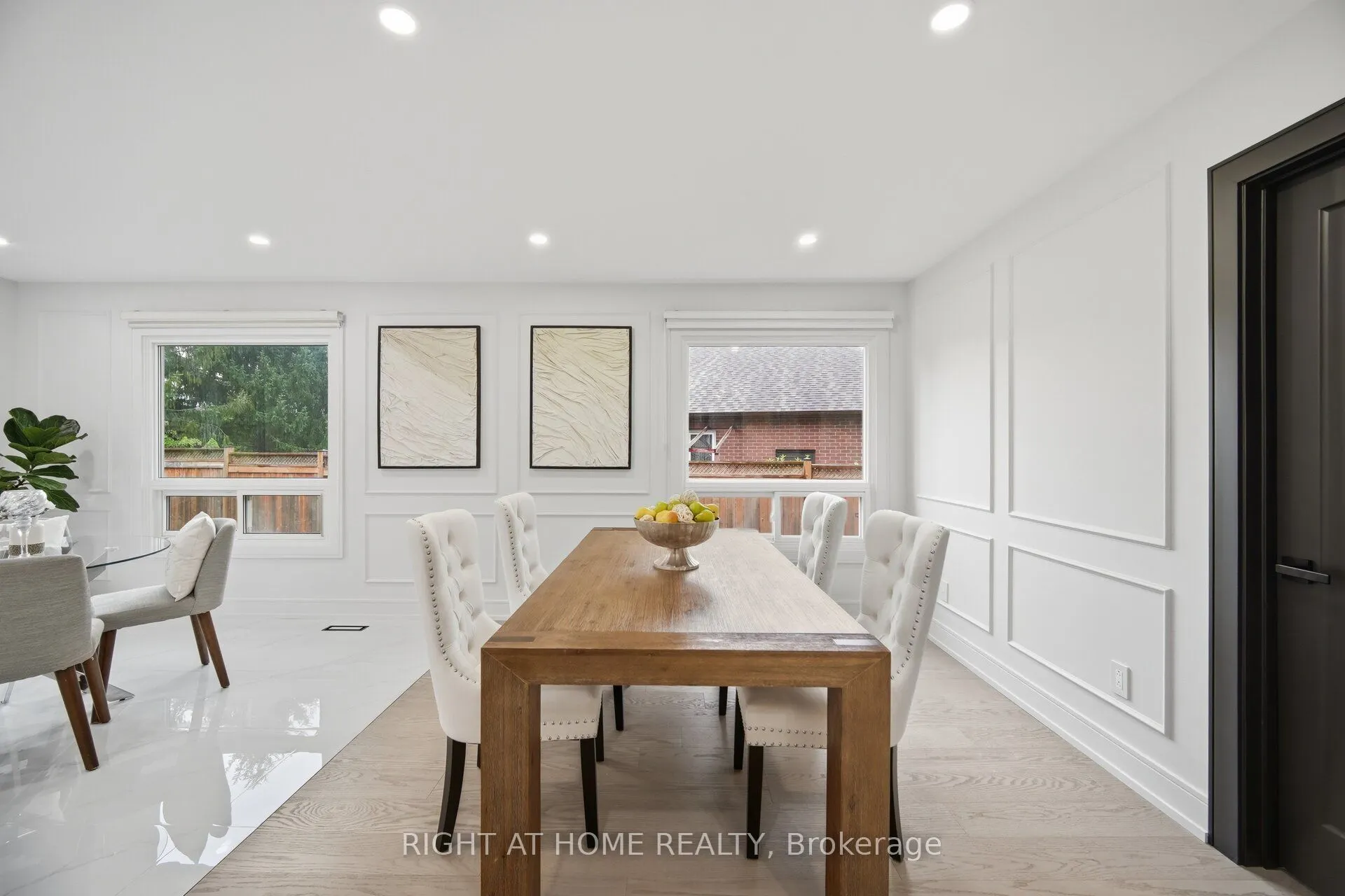 4 Simmons Crescent
