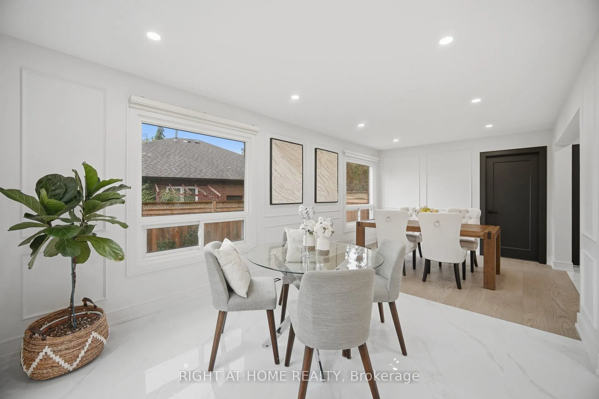 4 Simmons Crescent