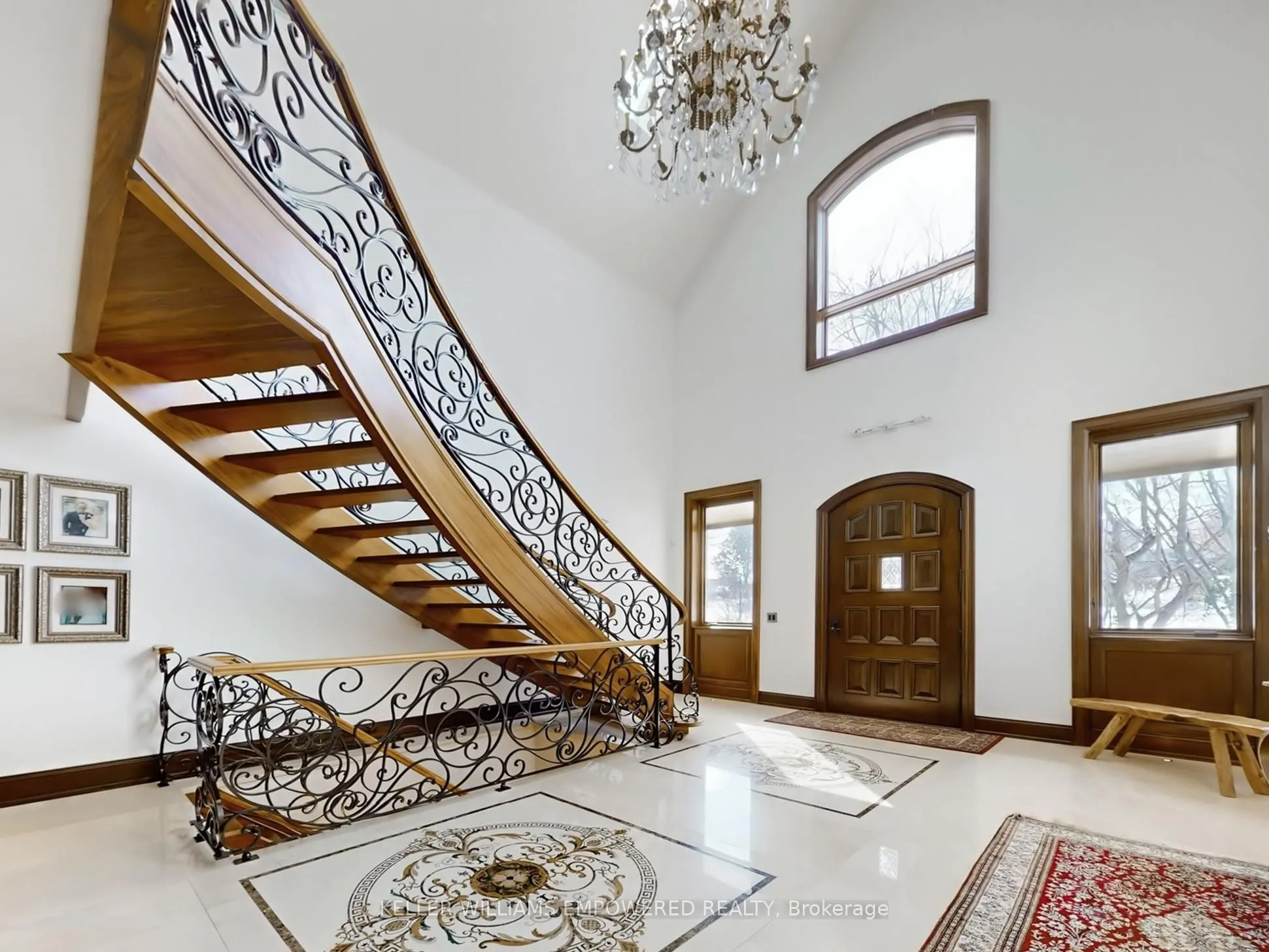 43 Woodland Acres Crescent
