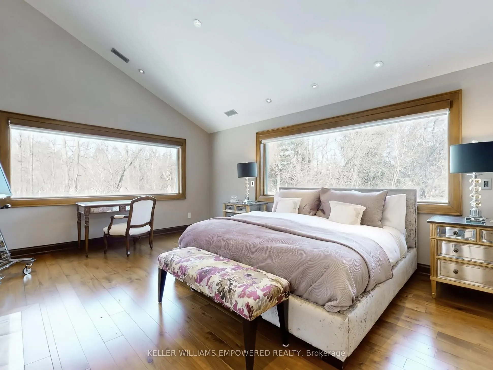 43 Woodland Acres Crescent