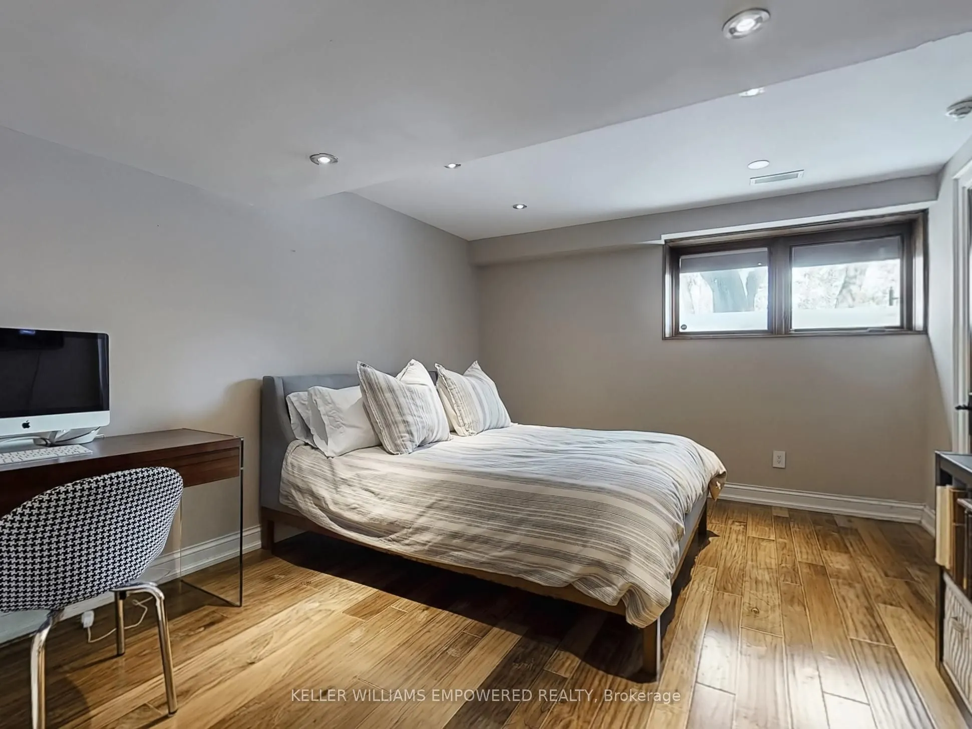 43 Woodland Acres Crescent