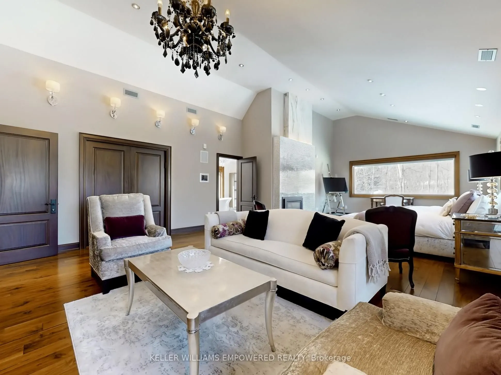 43 Woodland Acres Crescent