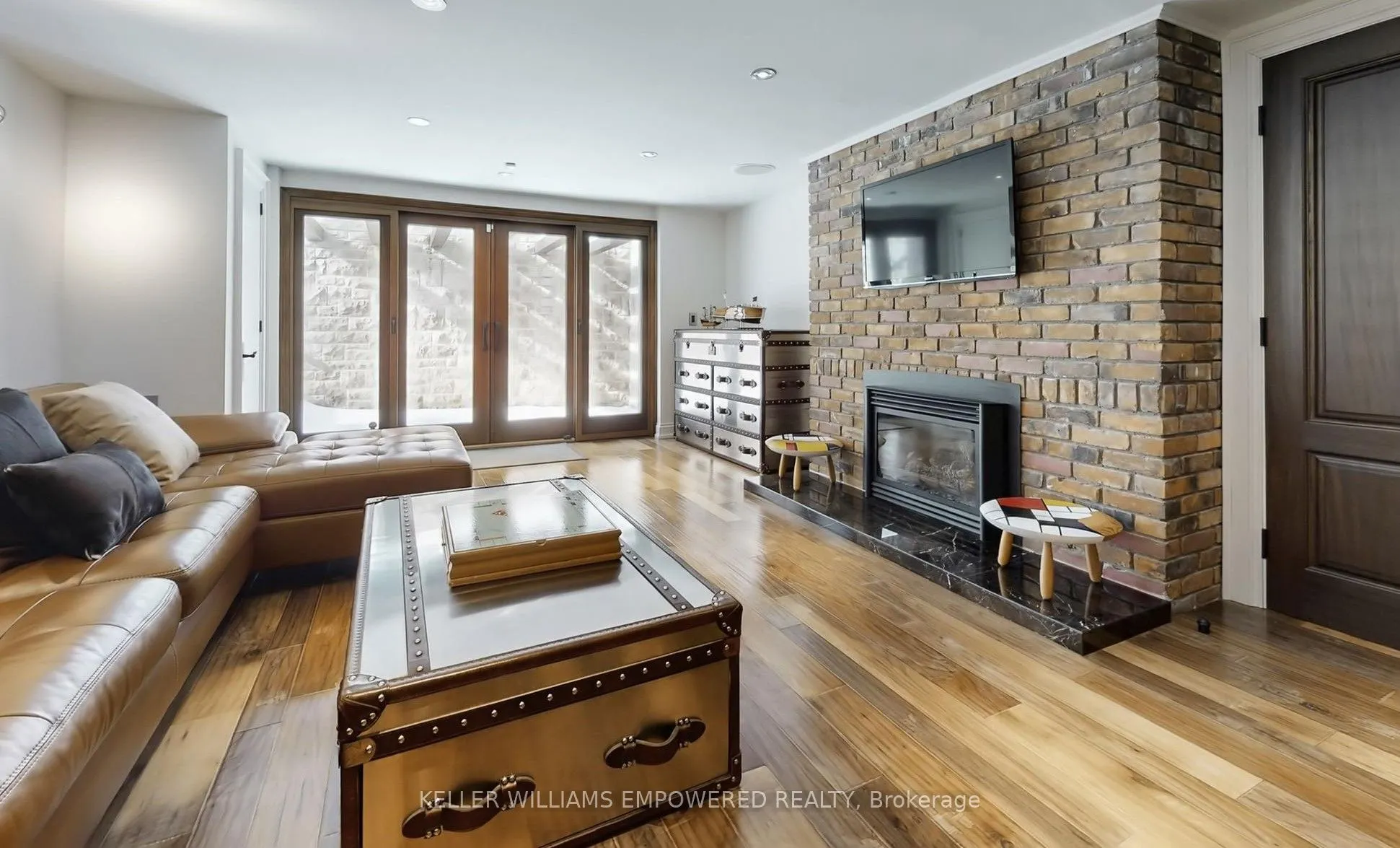 43 Woodland Acres Crescent