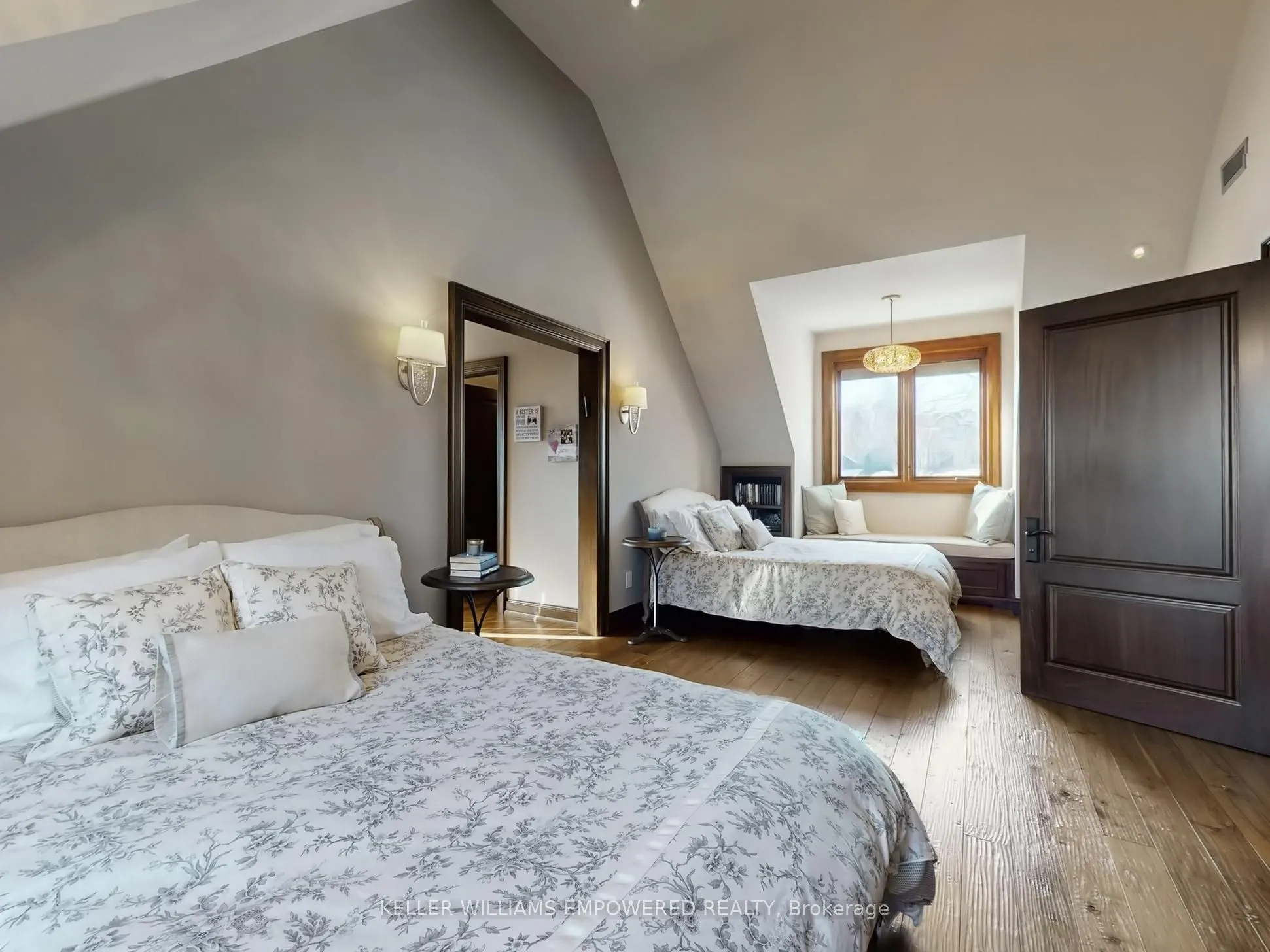 43 Woodland Acres Crescent