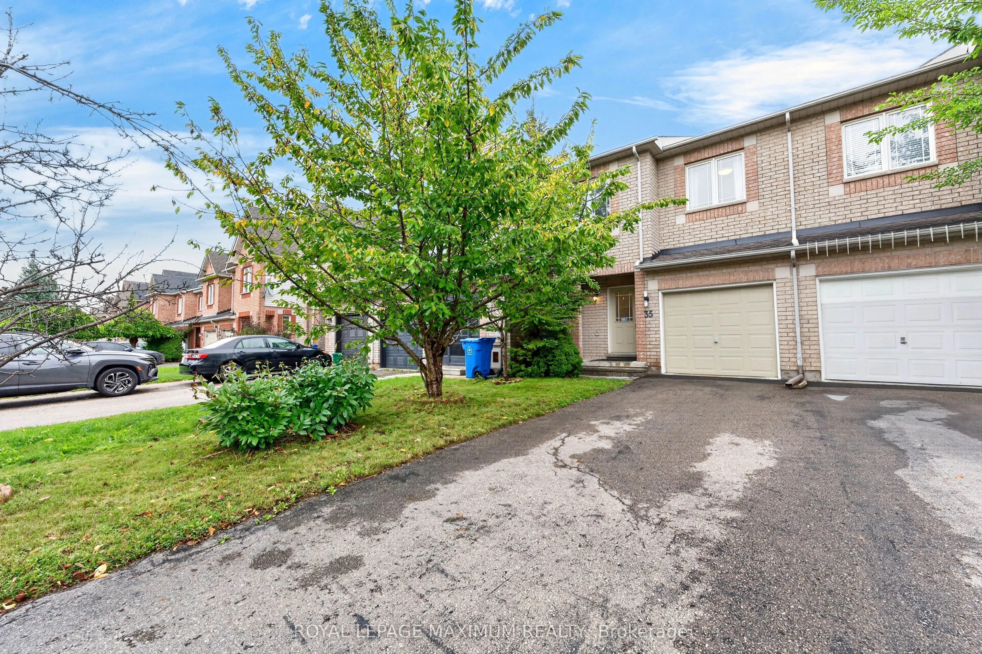 35 Marshview Avenue