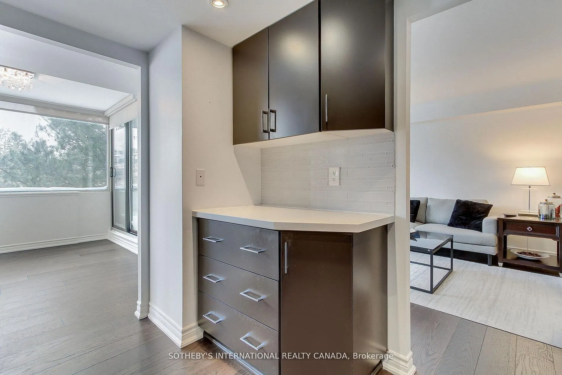40 Harding Boulevard W #301