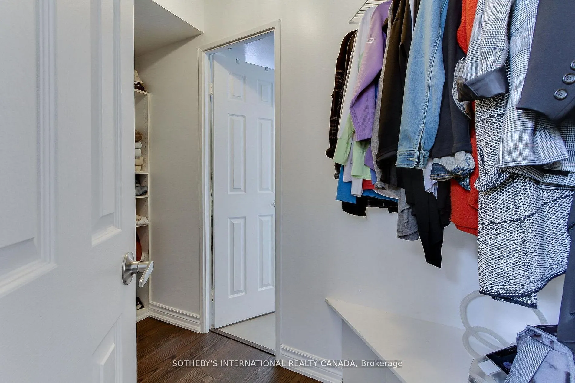 40 Harding Boulevard W #301