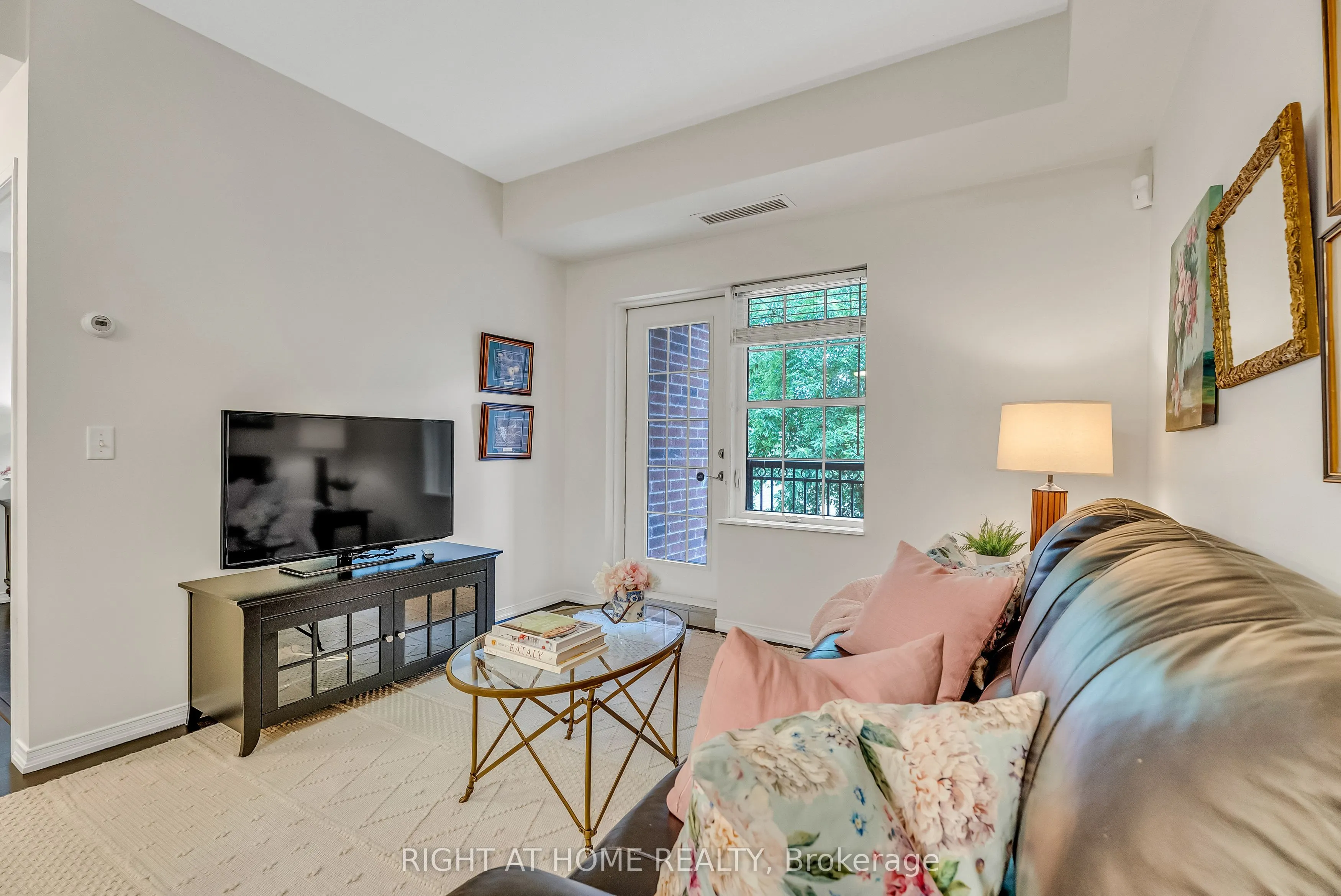 9973 Keele Street #206