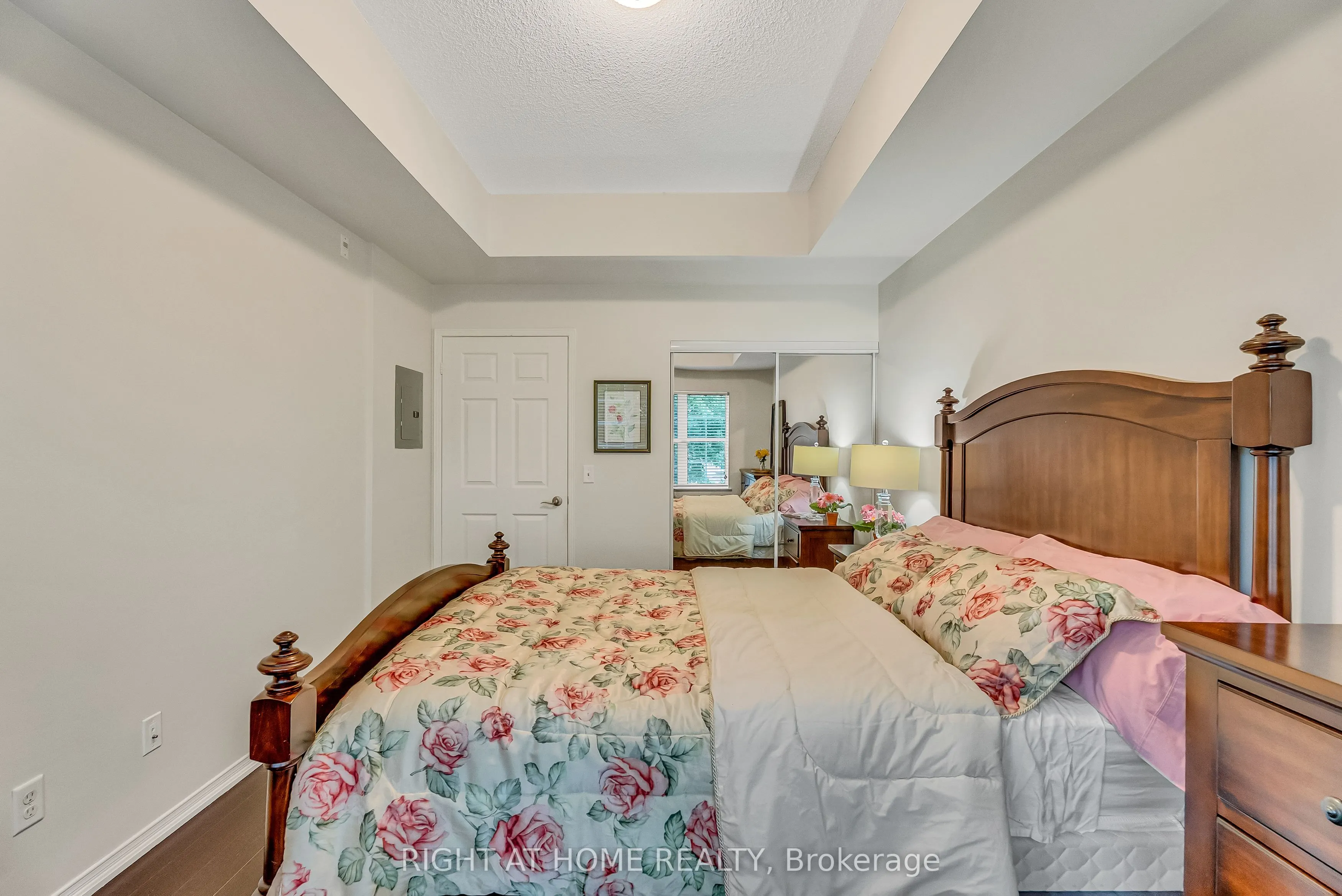 9973 Keele Street #206