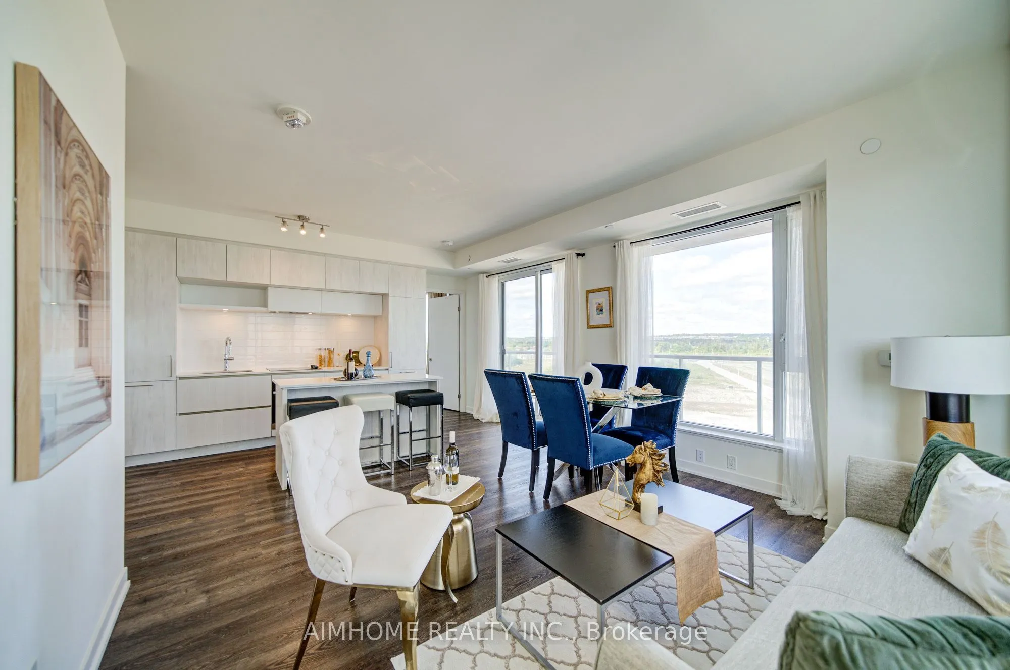 2 David Eyer Road E #829
