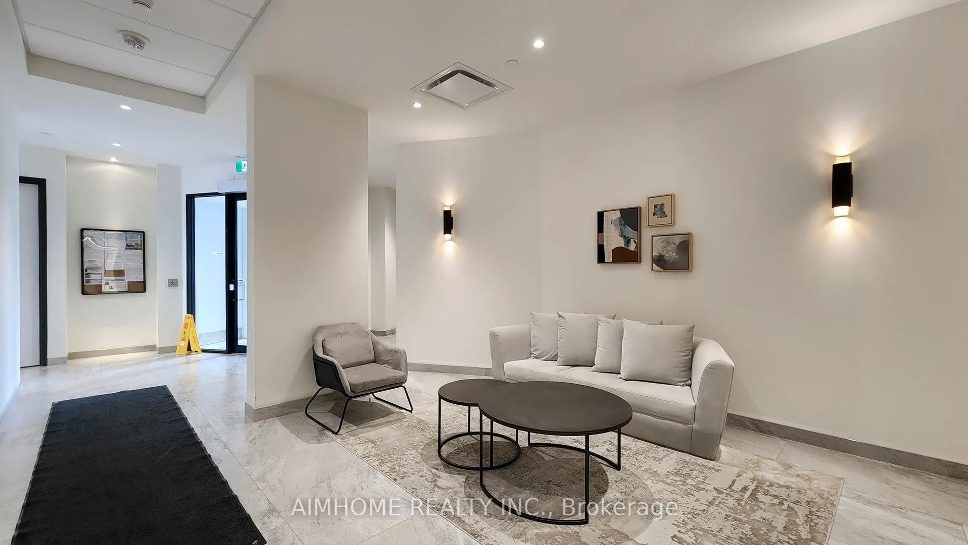 2 David Eyer Road E #829