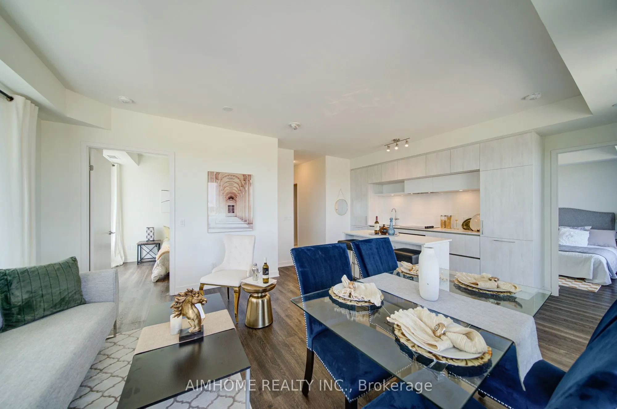 2 David Eyer Road E #829