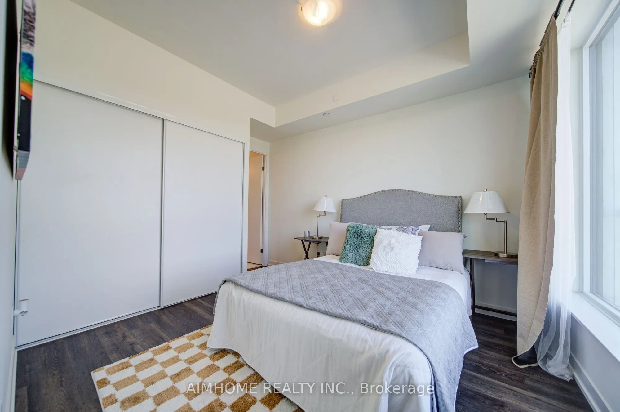 2 David Eyer Road E #829